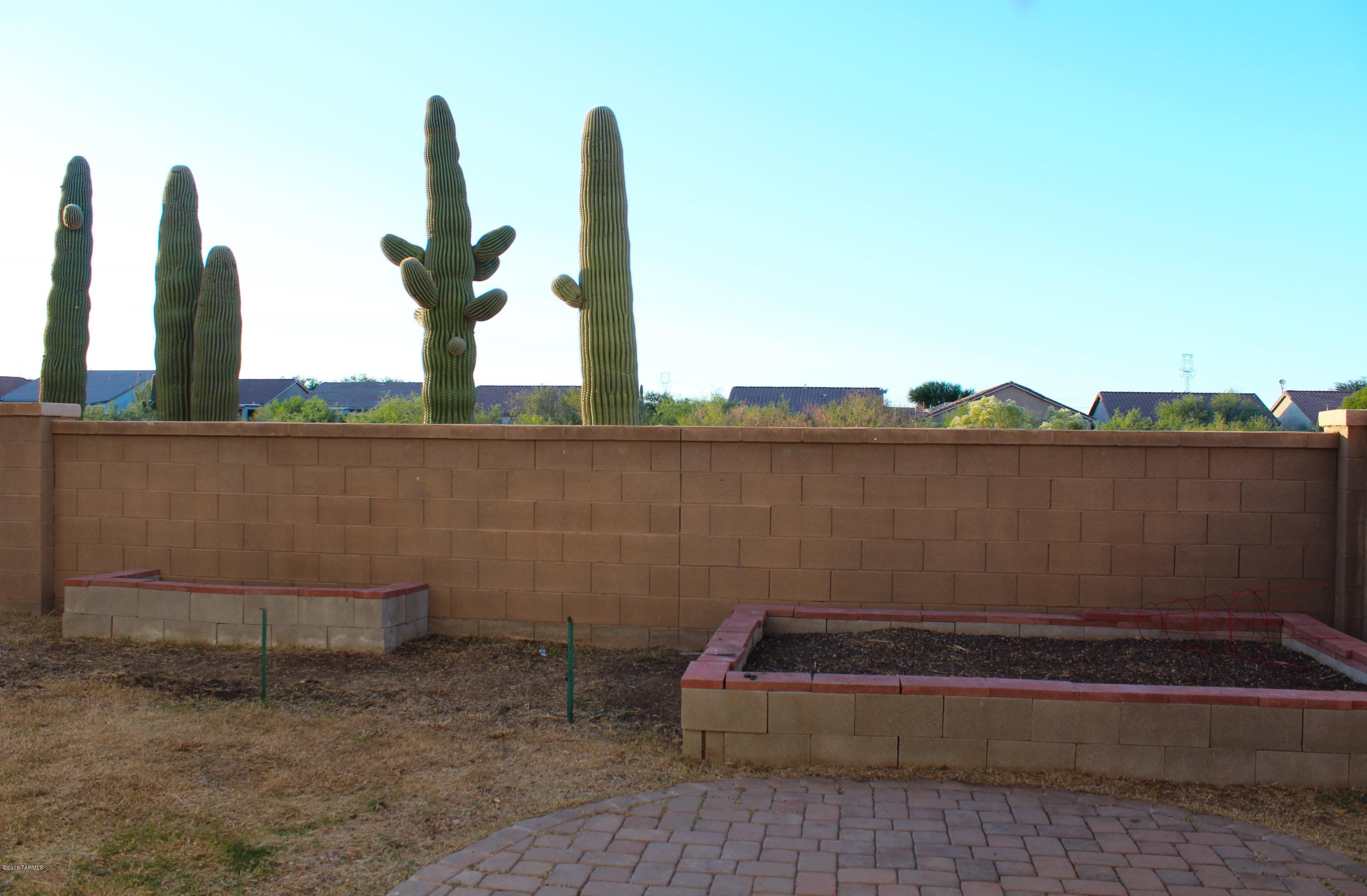 Presidio De Cancion (1-200) - Residential