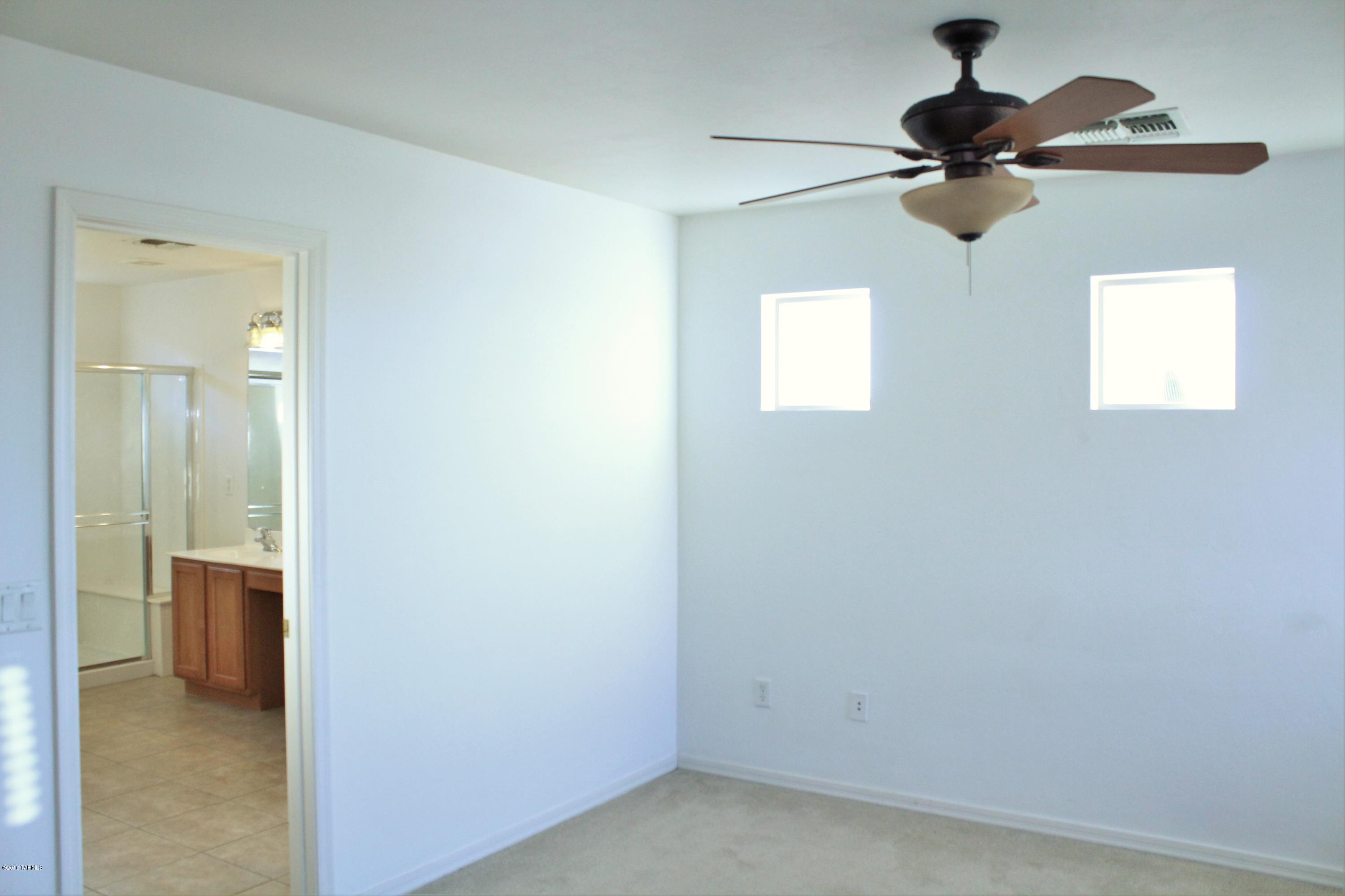 Presidio De Cancion (1-200) - Residential