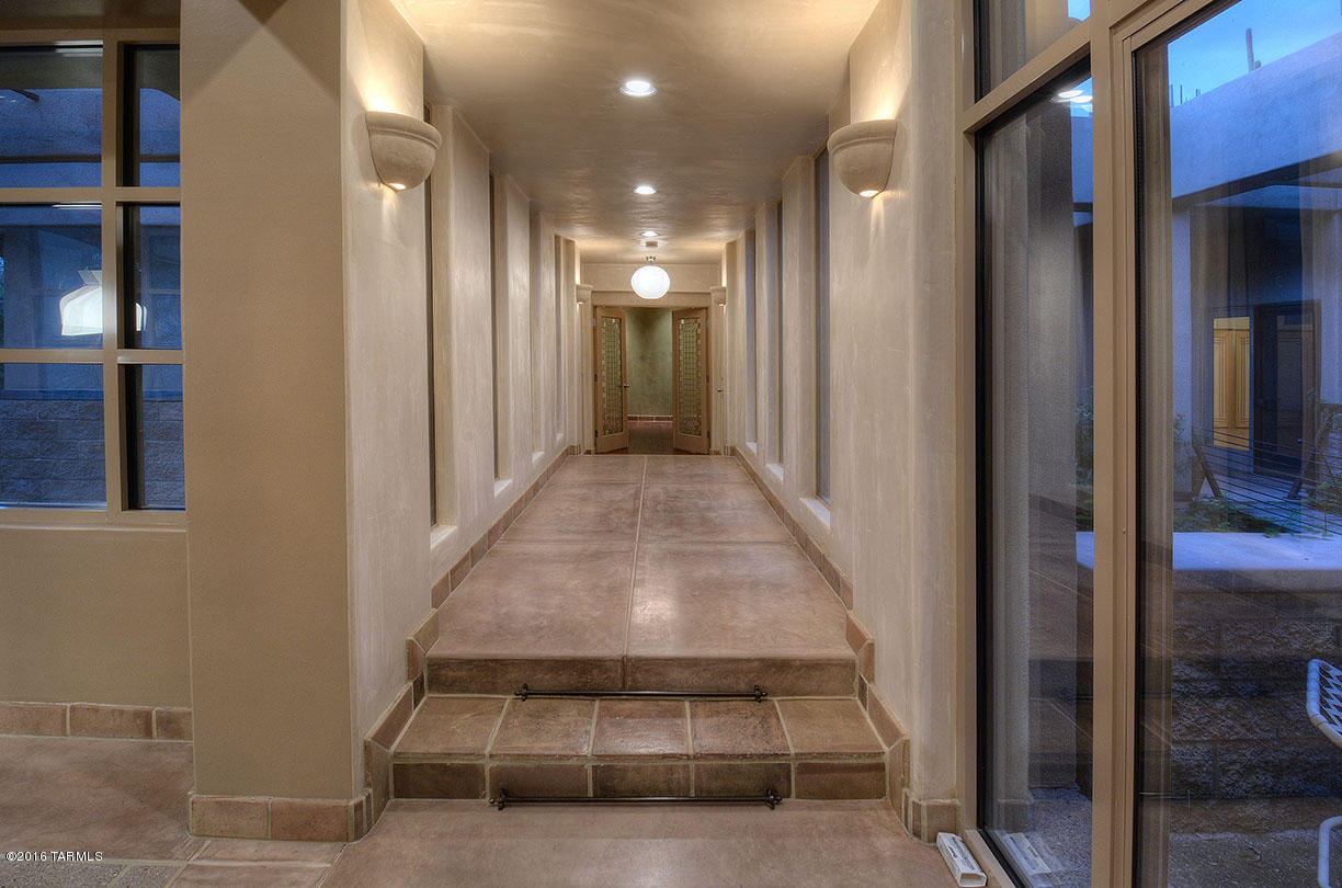 Ventana Canyon Mountain Estate (1-73) - Residential