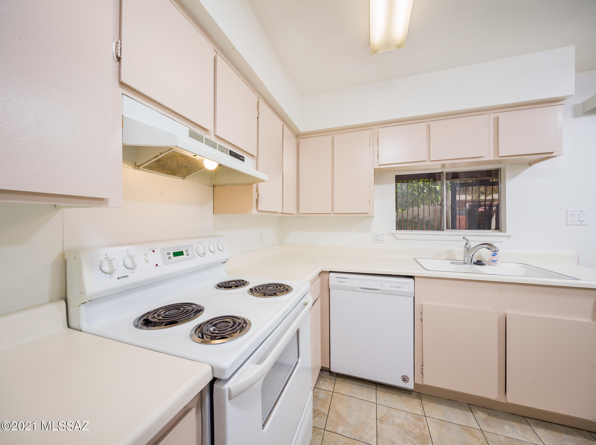 Las Colinas Condominiums - Residential