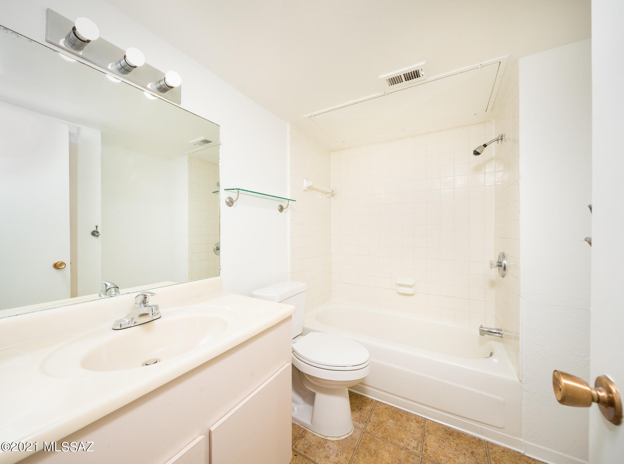 Las Colinas Condominiums - Residential