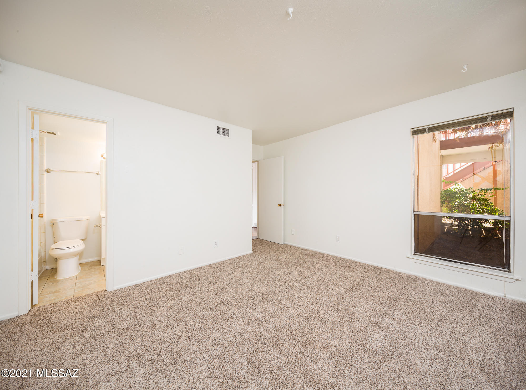 Las Colinas Condominiums - Residential