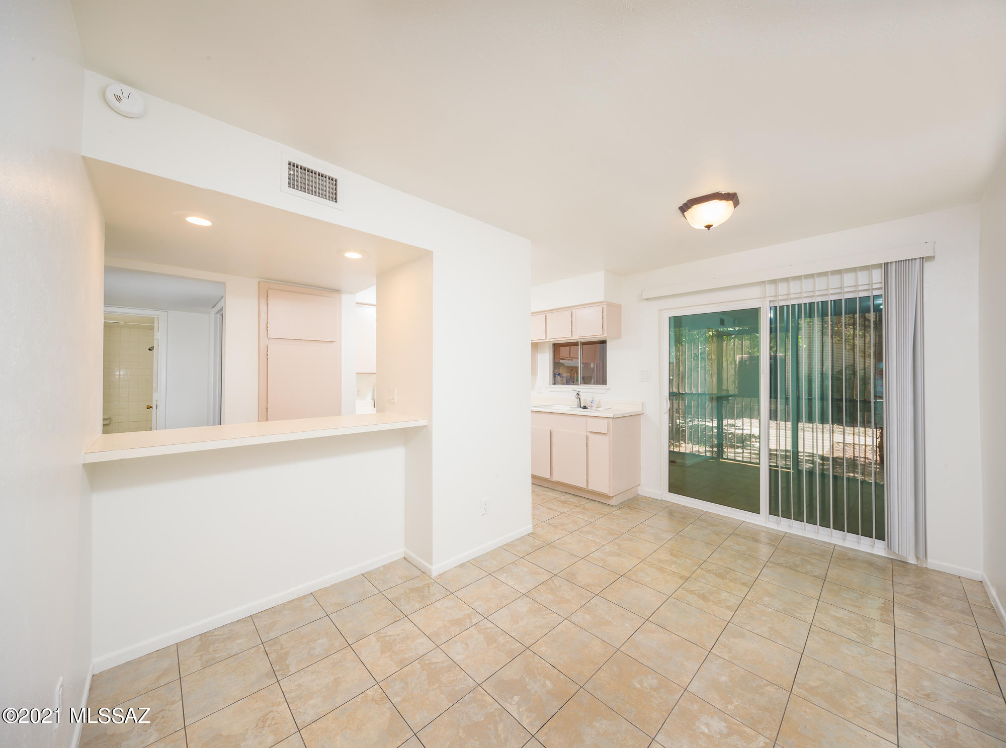 Las Colinas Condominiums - Residential