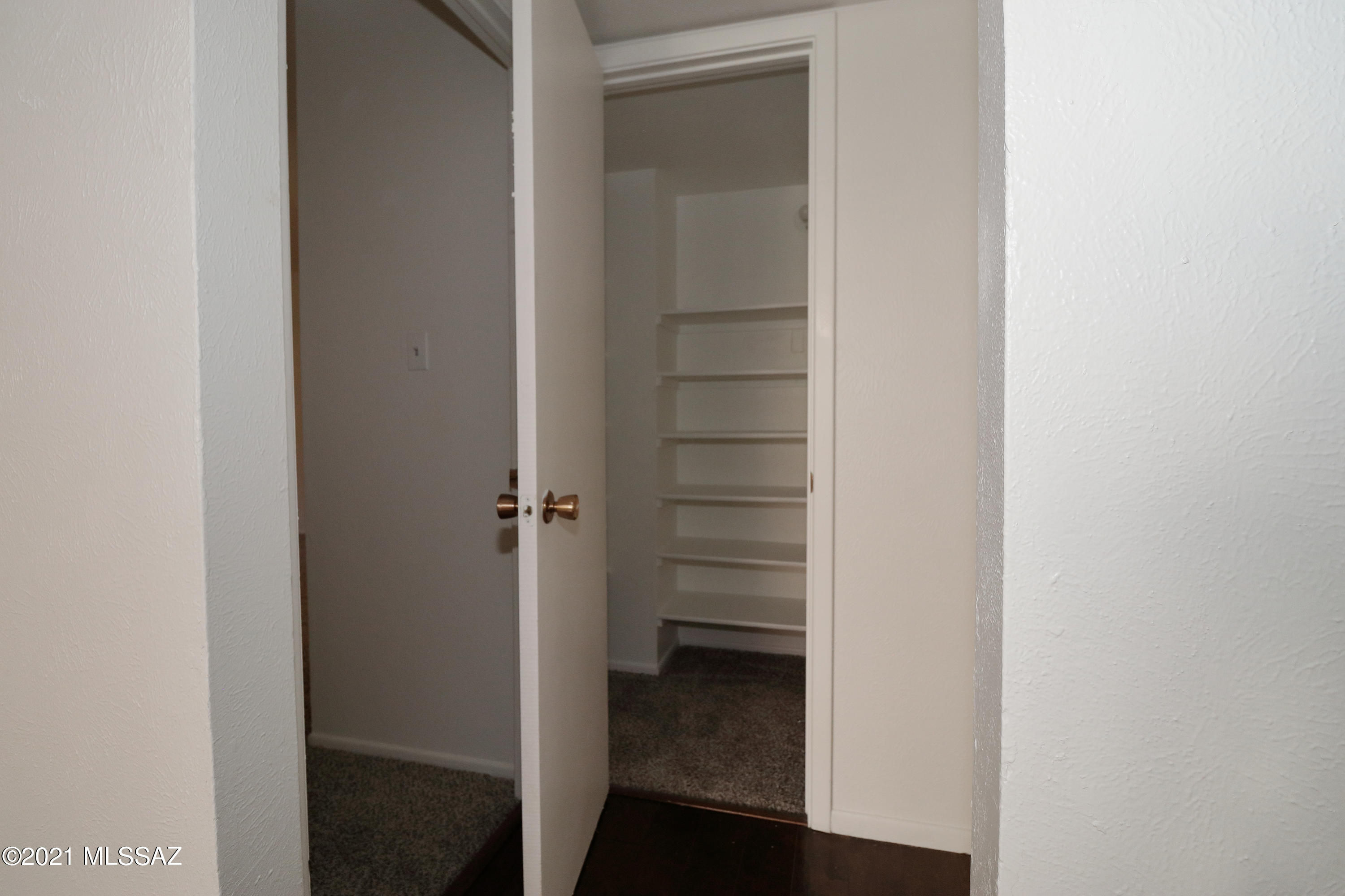 Las Colinas Condominiums - Residential