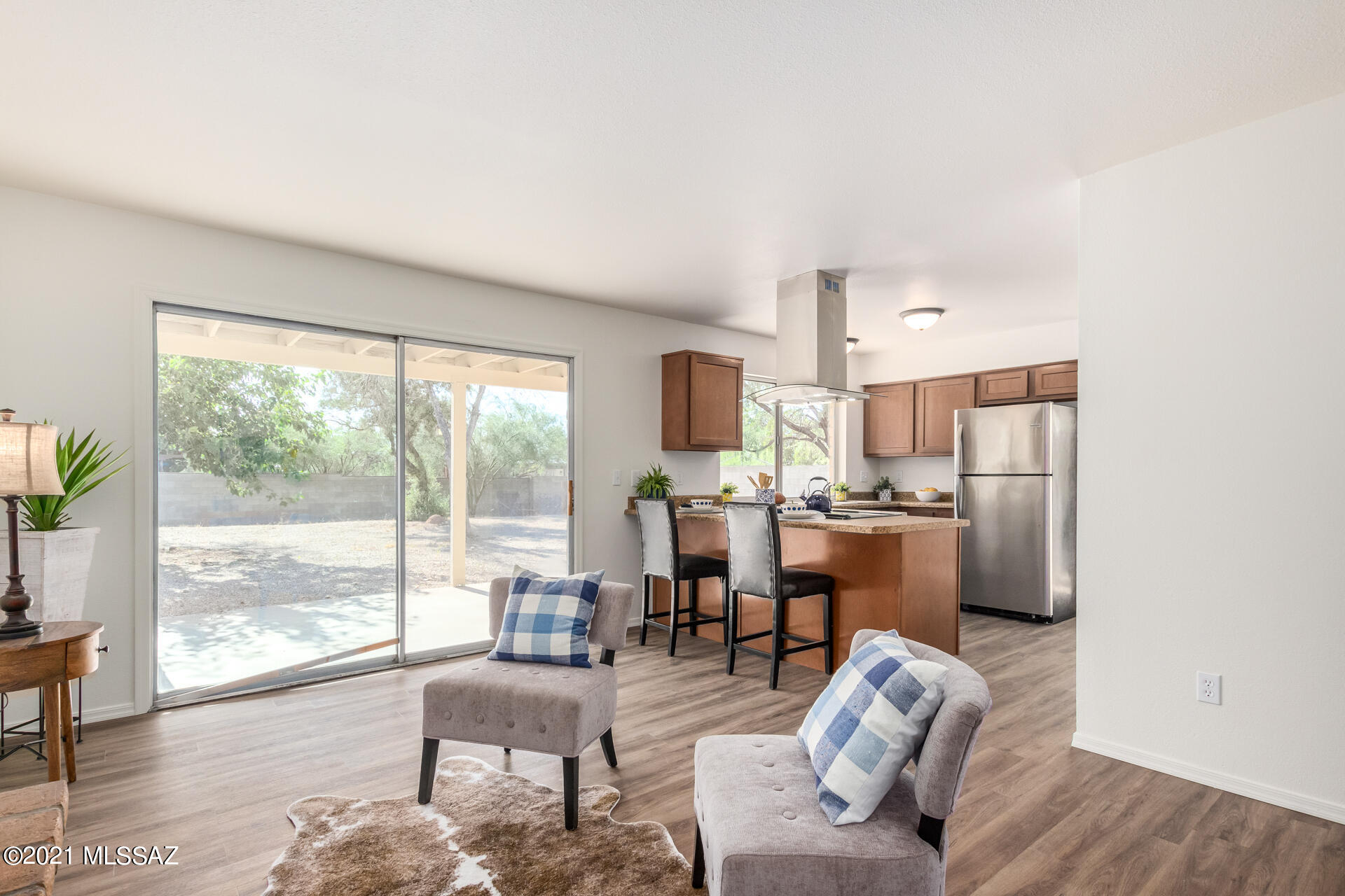 Broadway East (1-112) - Residential