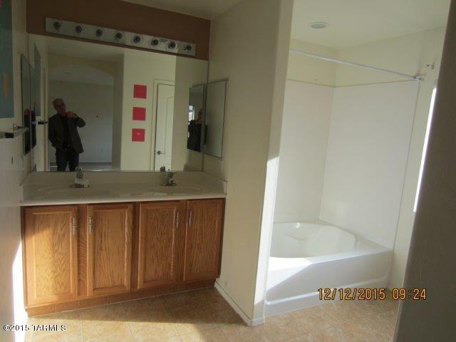 Continental Reserve Blk. 15 (1-66) - Residential