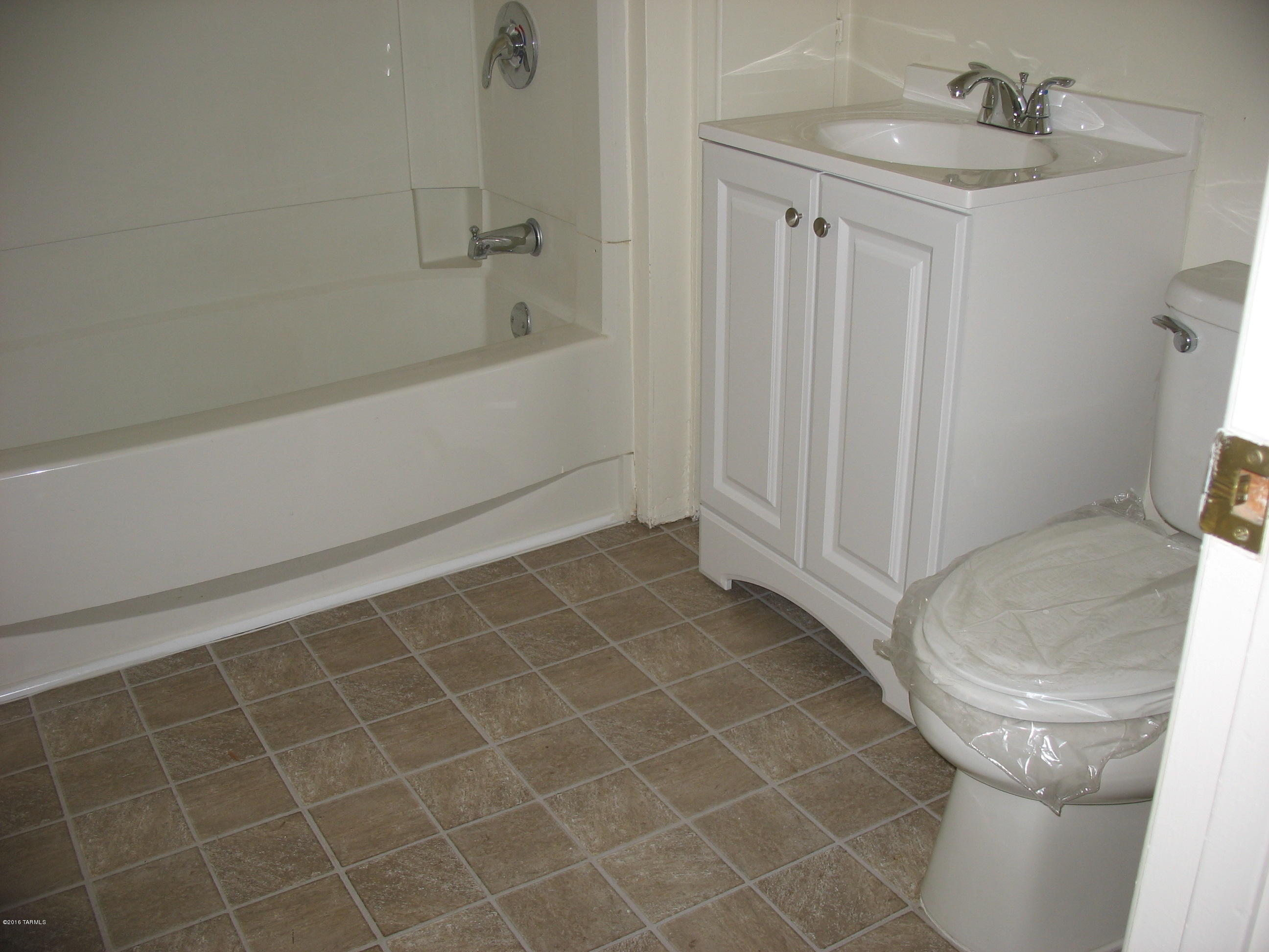 Amherst Club Condos (1-20) - Residential