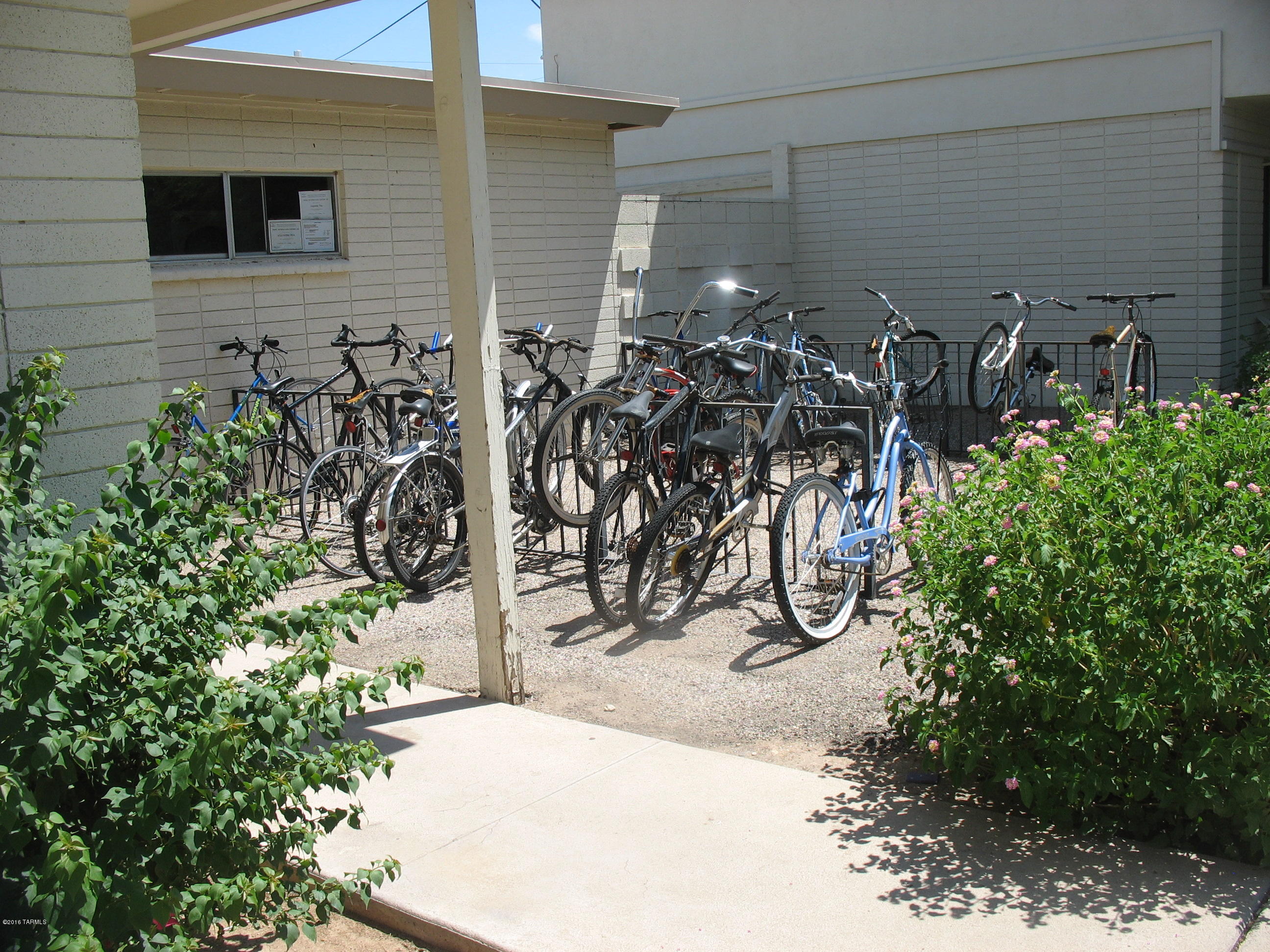 Amherst Club Condos (1-20) - Residential