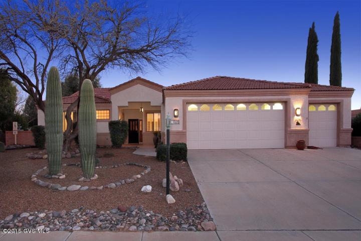 Golf Course home with great views from the wraparound patio. The Great room has plenty of nooks for your art and the see through fireplace will warm your heart. Entertain in style and your guests will enjoy their own private bath! This open floor plan has a Den and an office with plenty of storage through out. All new stainless appliances, plumbing and paint. Golf Cart Garage! A life of luxury in this 55+ Robson community with 27 hole golf course, technology Center, Pickle Ball, Club house, pro shop and Fabulous restaurant!