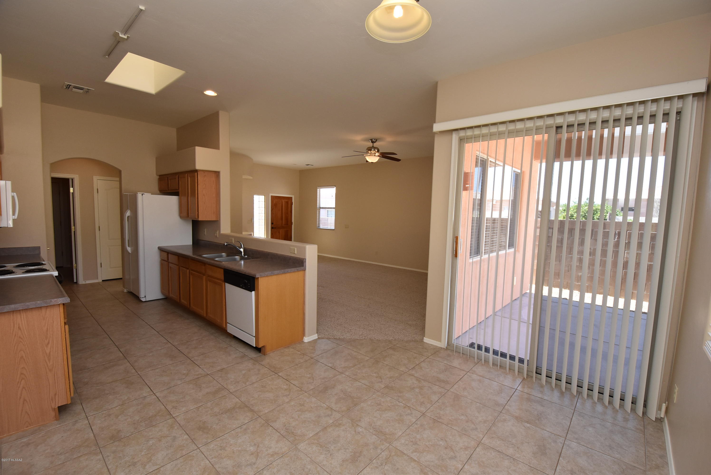 Bluffs At Dove Mountain (1-122) - Residential Lease