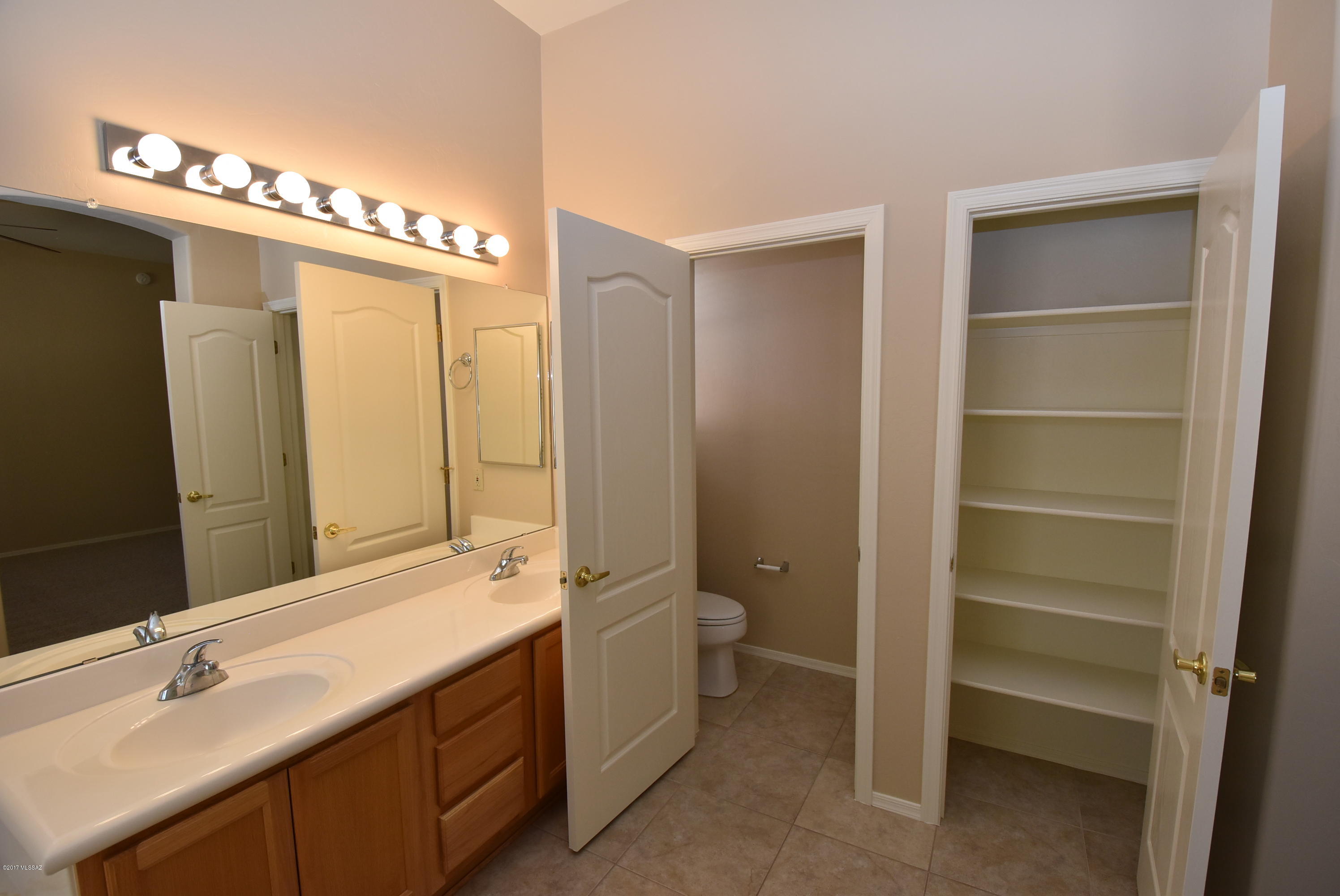 Bluffs At Dove Mountain (1-122) - Residential Lease