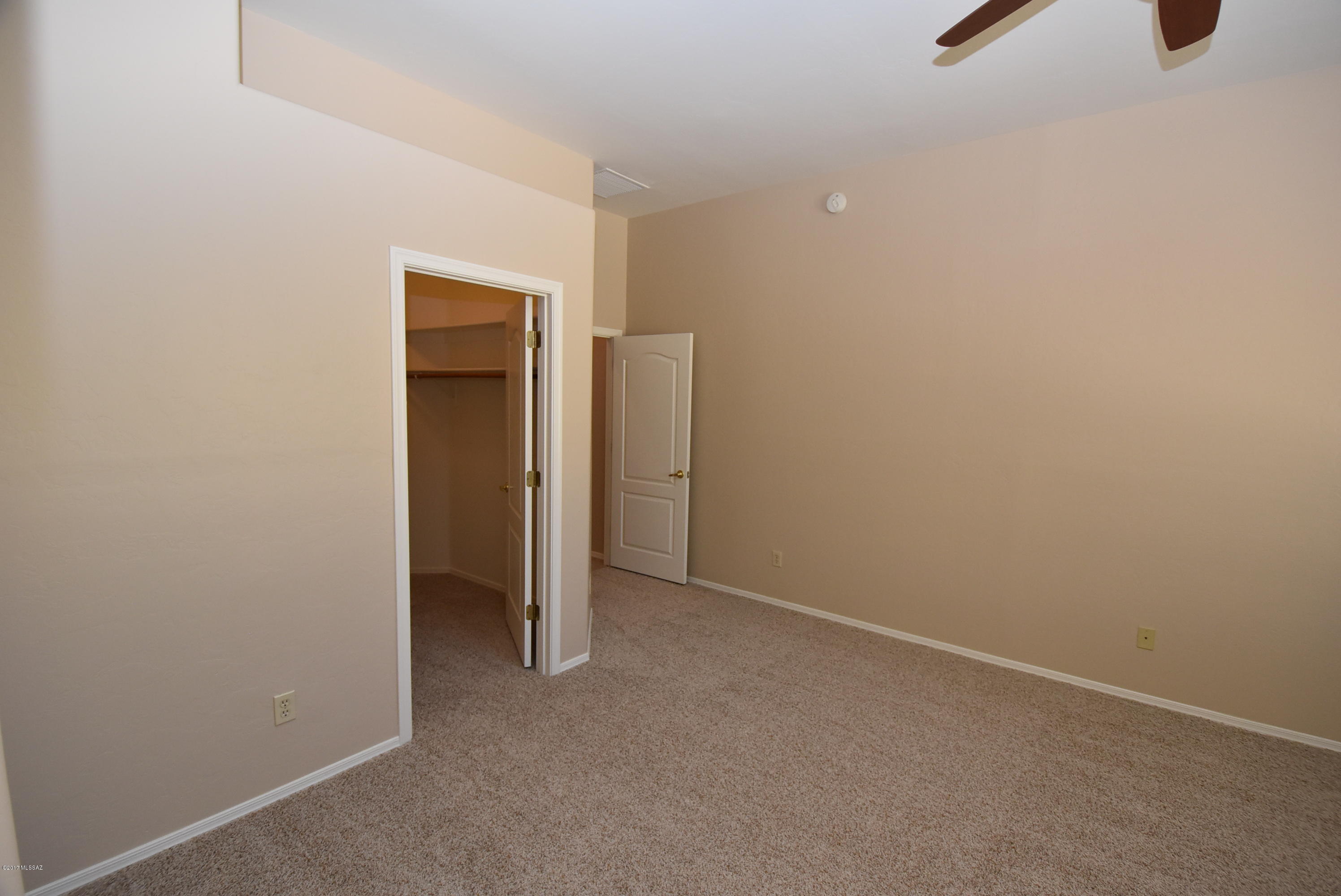Bluffs At Dove Mountain (1-122) - Residential Lease