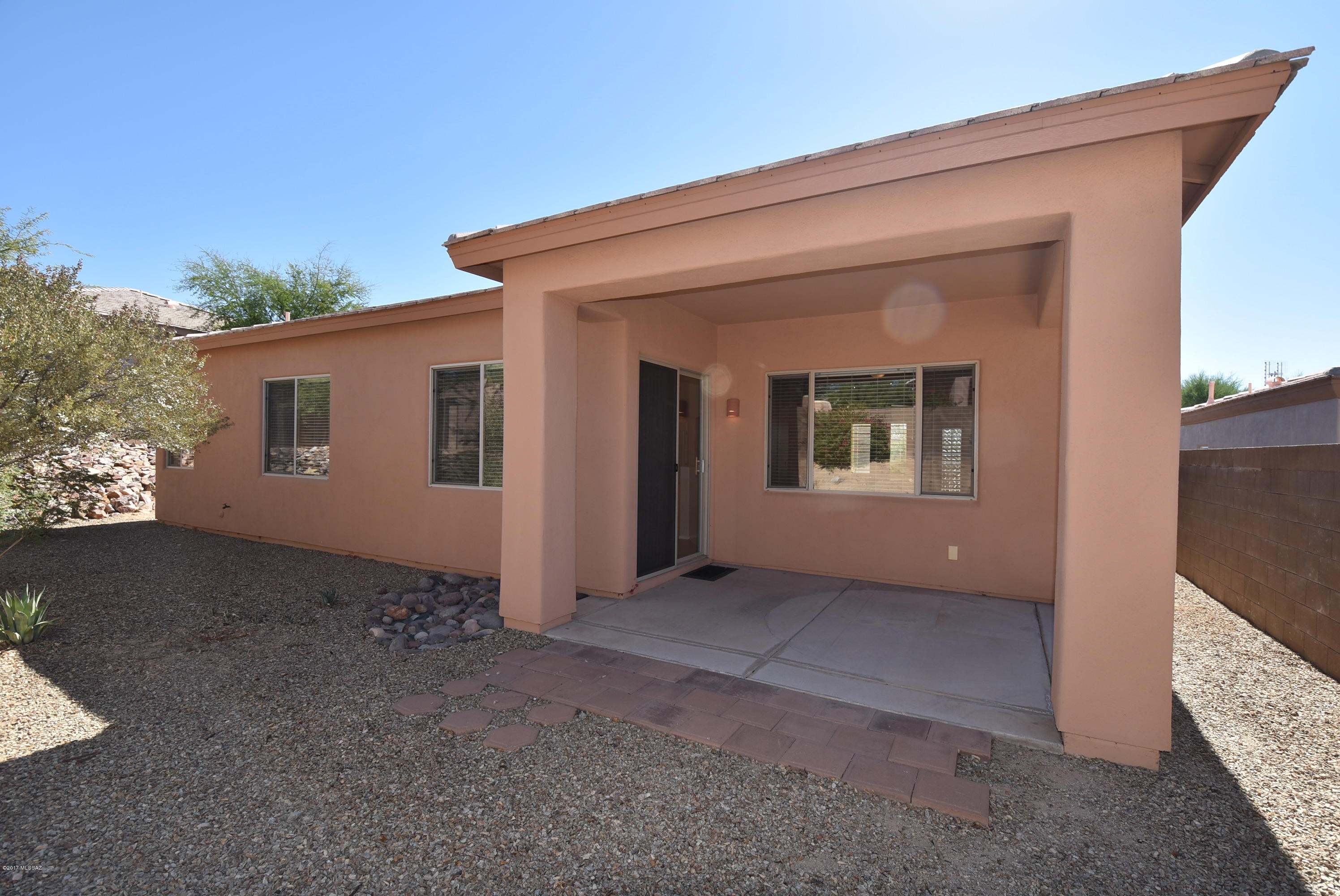 Bluffs At Dove Mountain (1-122) - Residential Lease