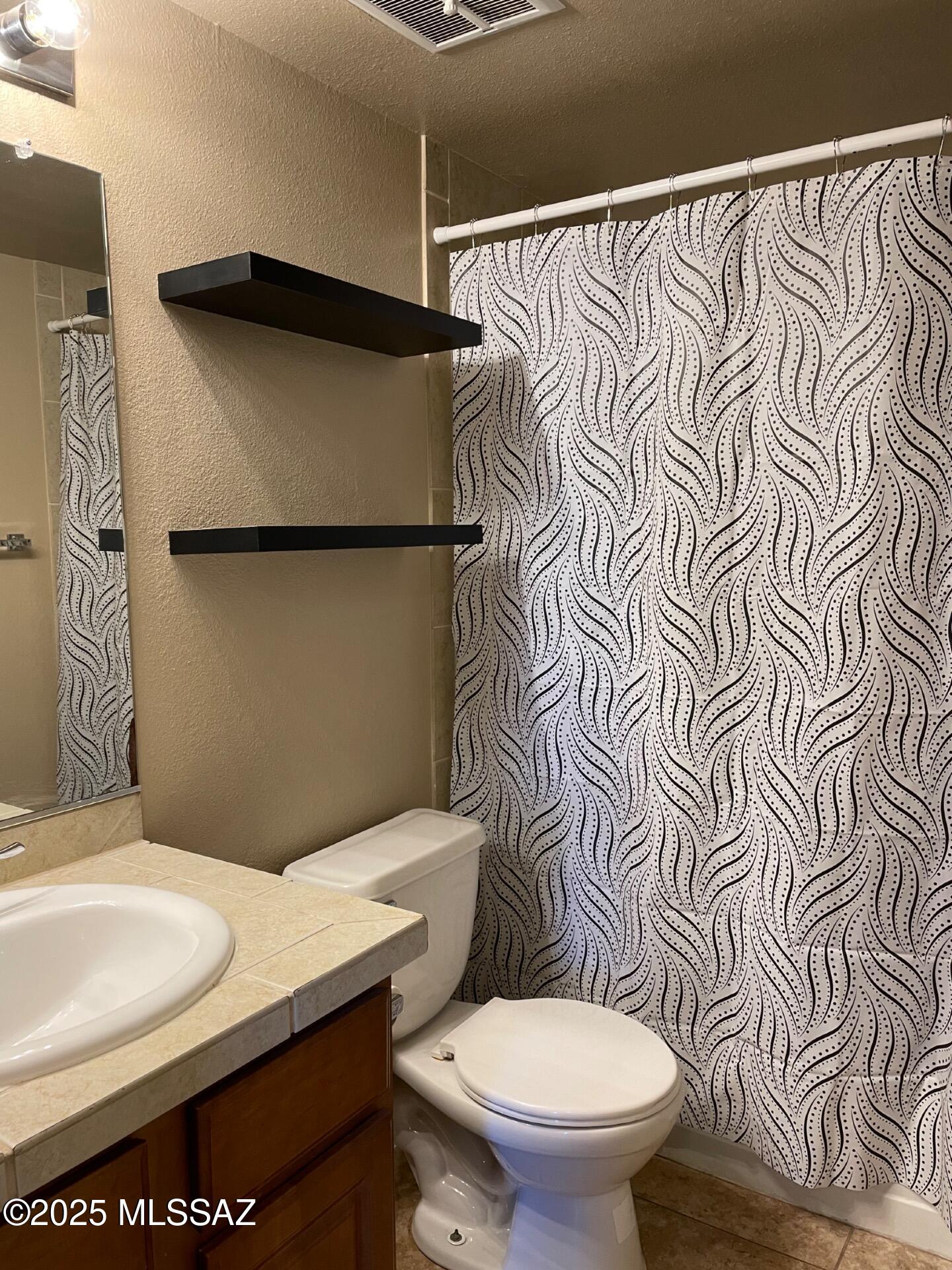 Casa Club Condominium - Residential Lease