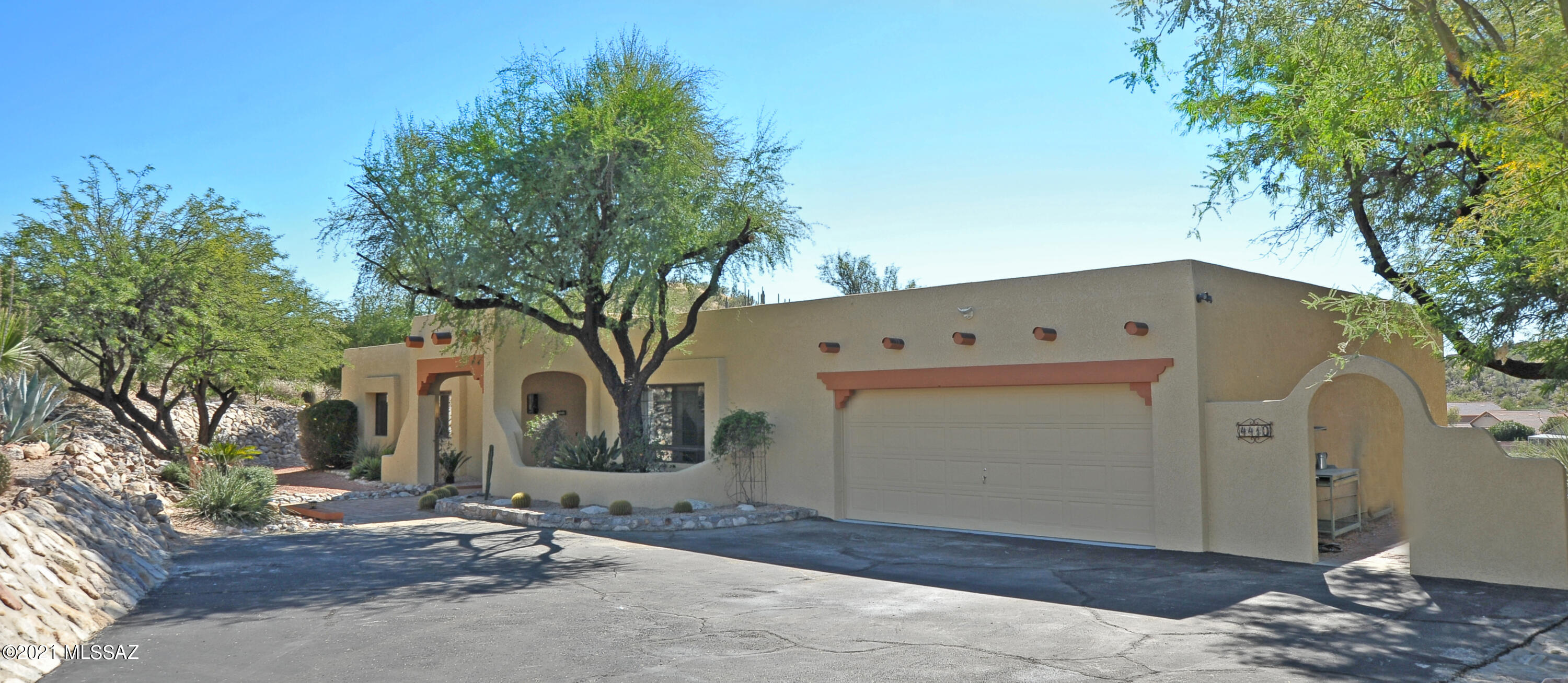 Rockcliff (1-57) - Residential