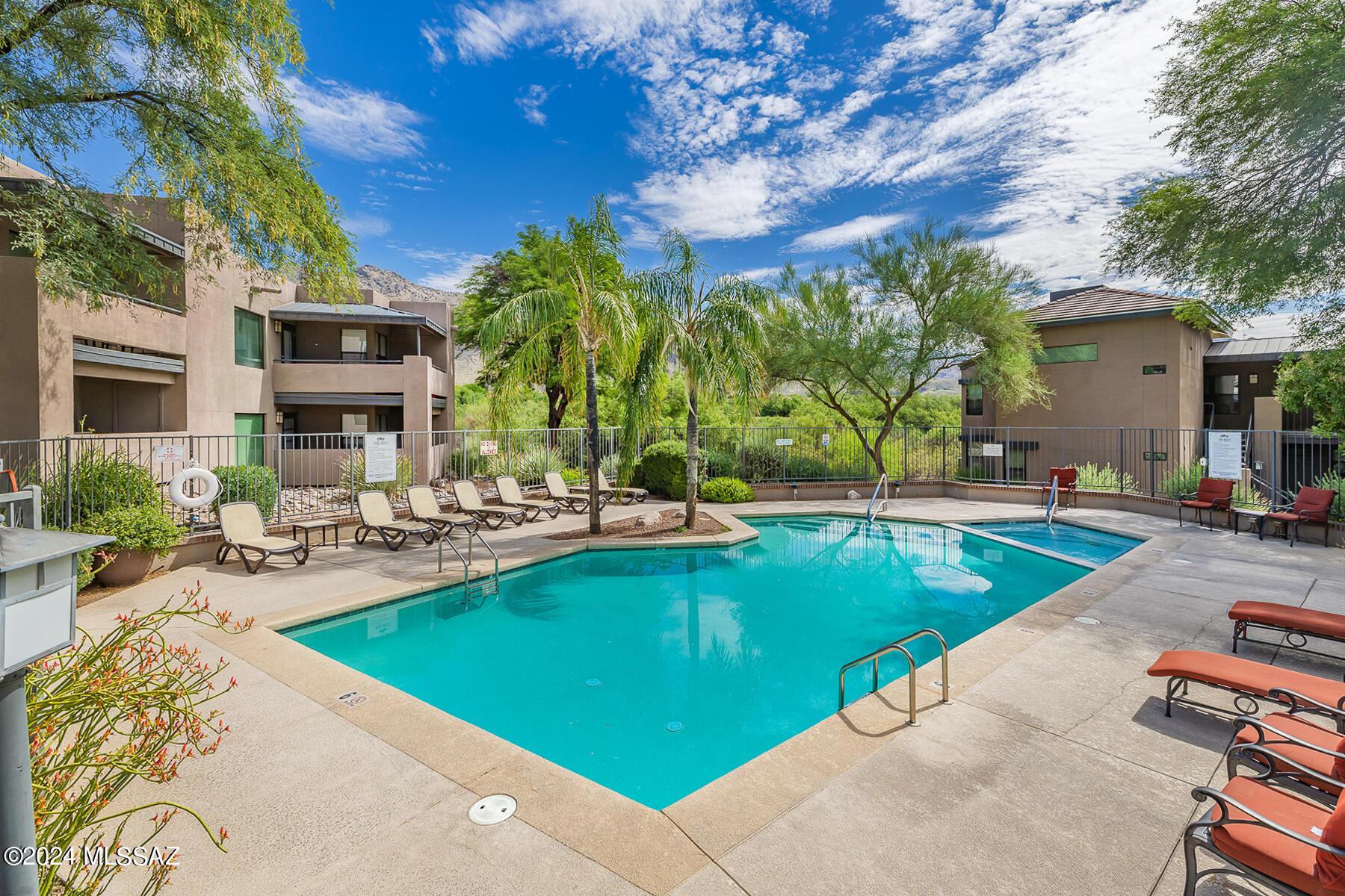 Greens at Ventana Canyon - Residential