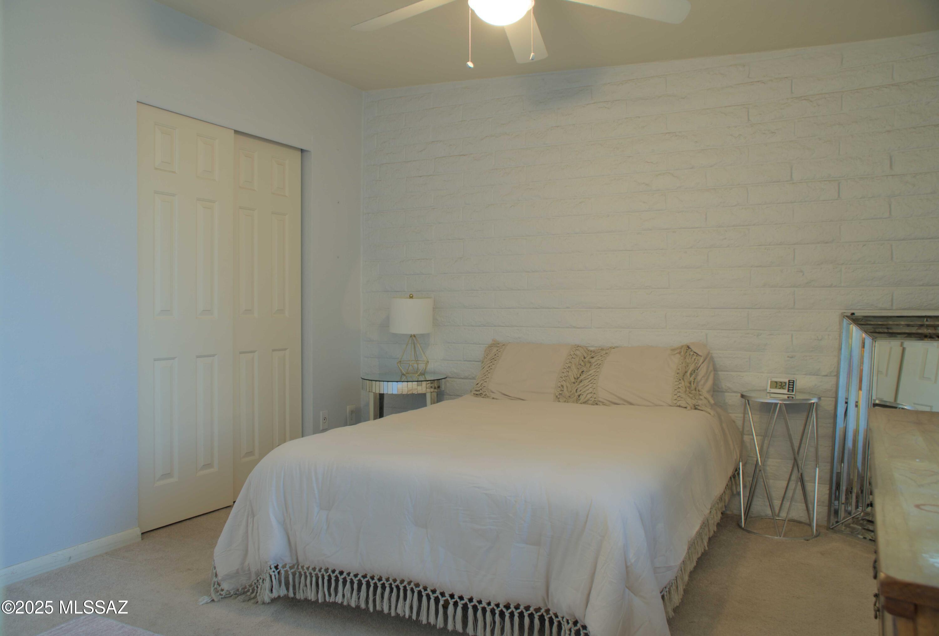 Casas Adobes Park (277-415) - Residential