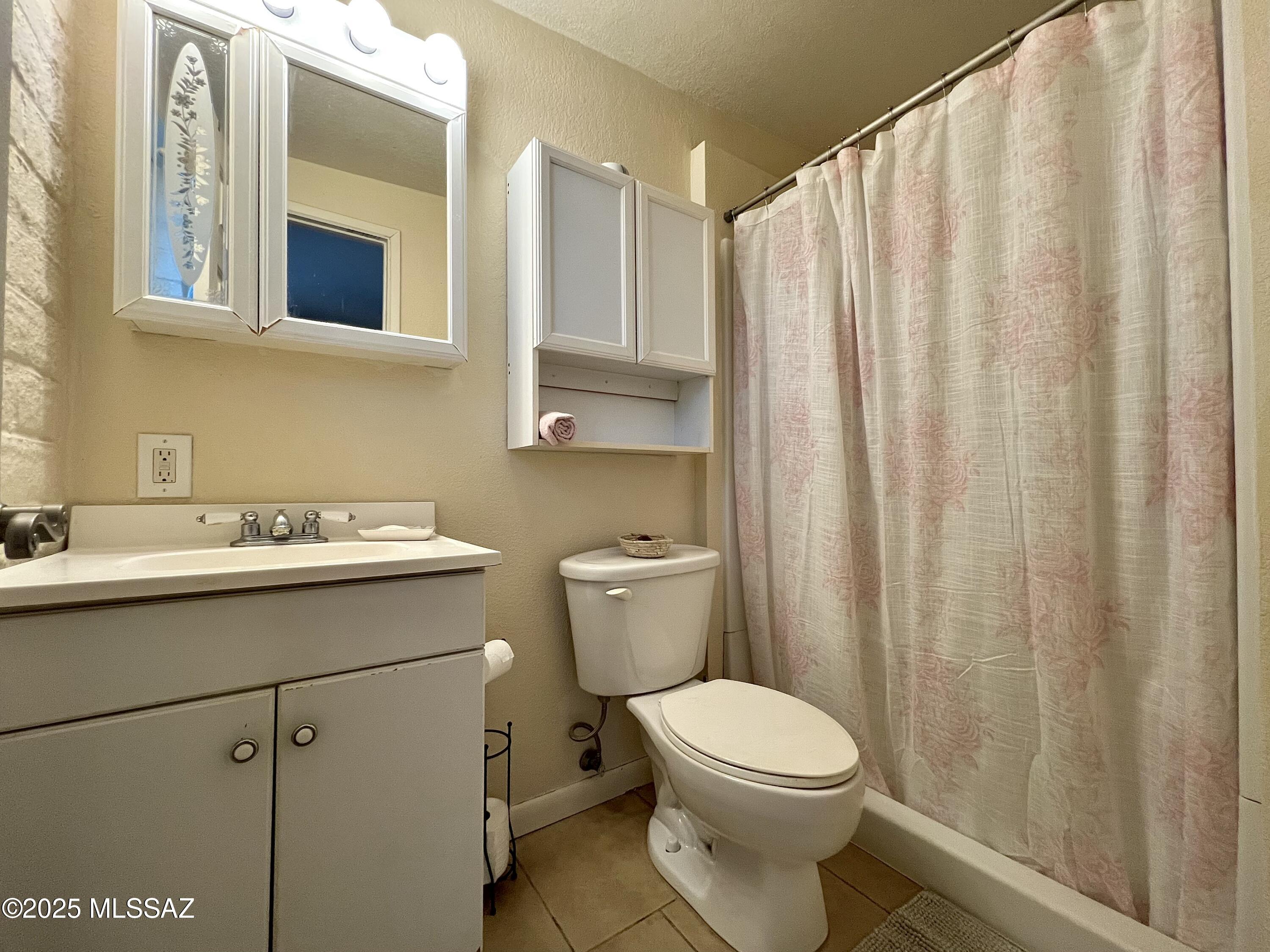 Casas Adobes Park (277-415) - Residential
