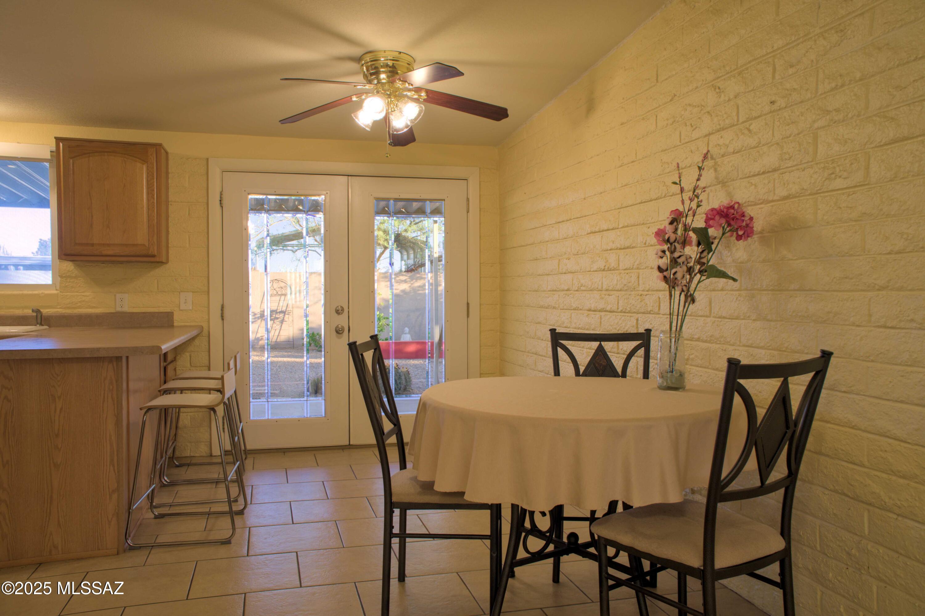 Casas Adobes Park (277-415) - Residential