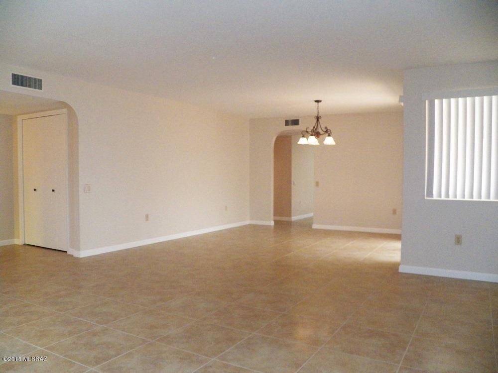 Clara Vista Del Valle(1-21) - Residential