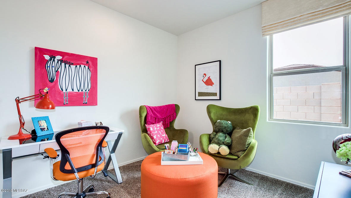 Saguaro Bloom SQ20180540069 - Residential