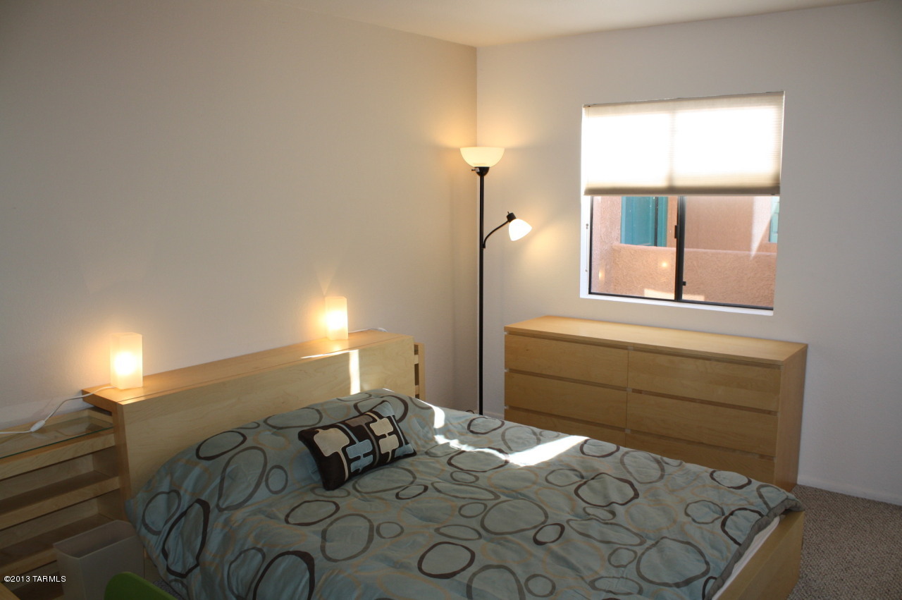 Ventana Vista Condominiums - Residential Lease