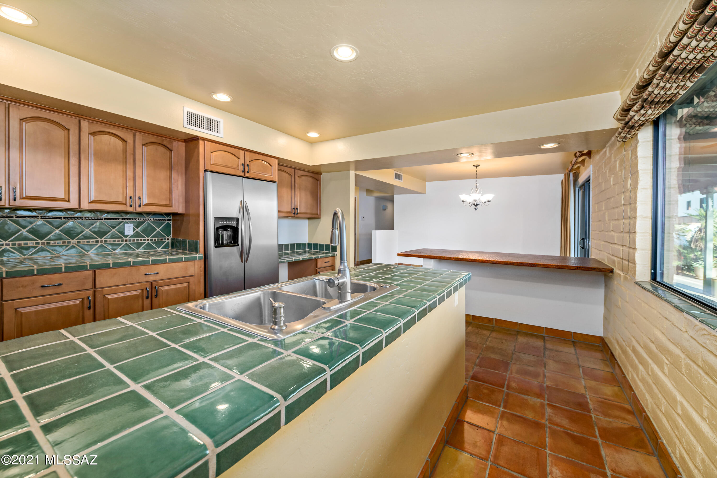 El Conquistador Estates - Residential Lease