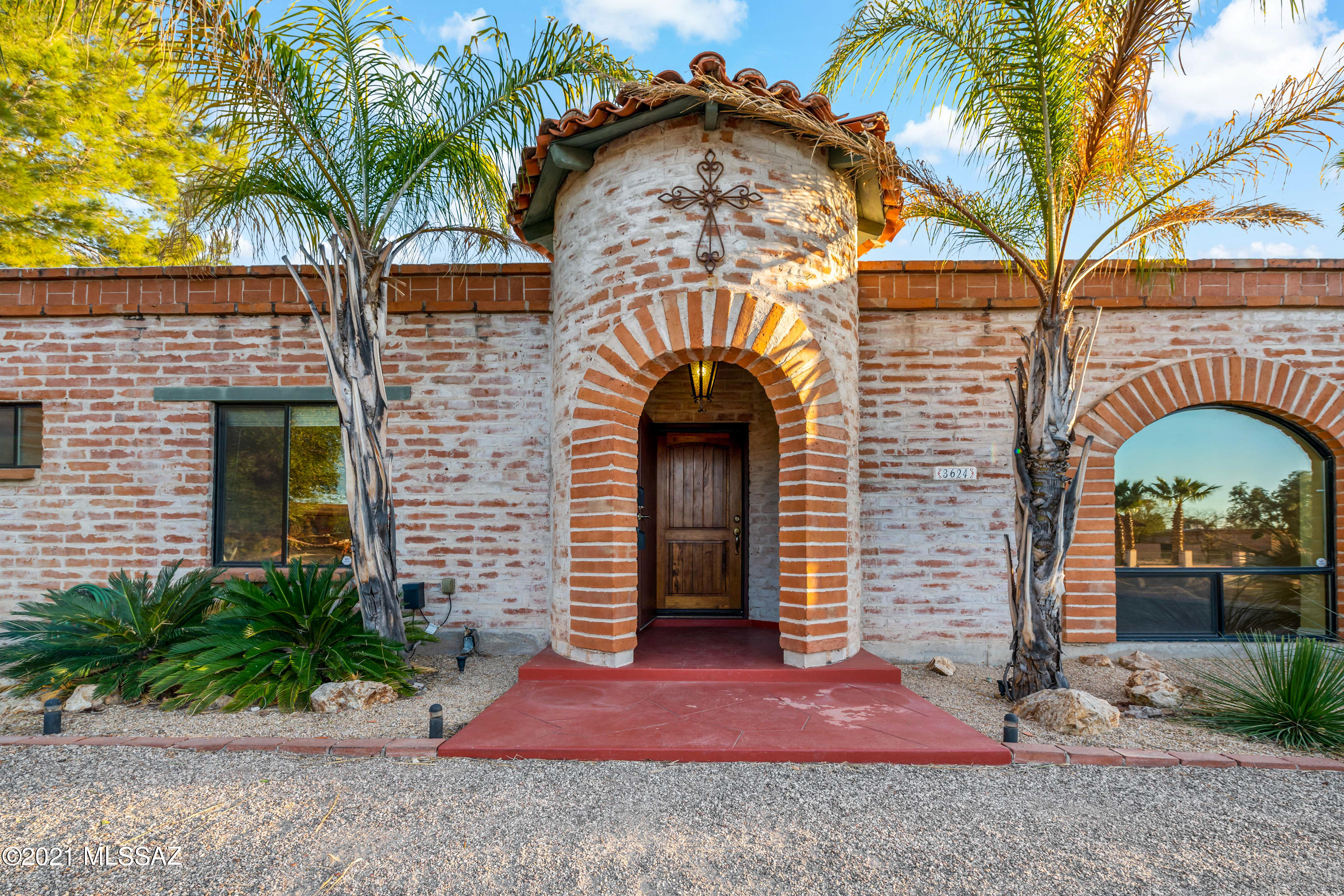 El Conquistador Estates - Residential Lease
