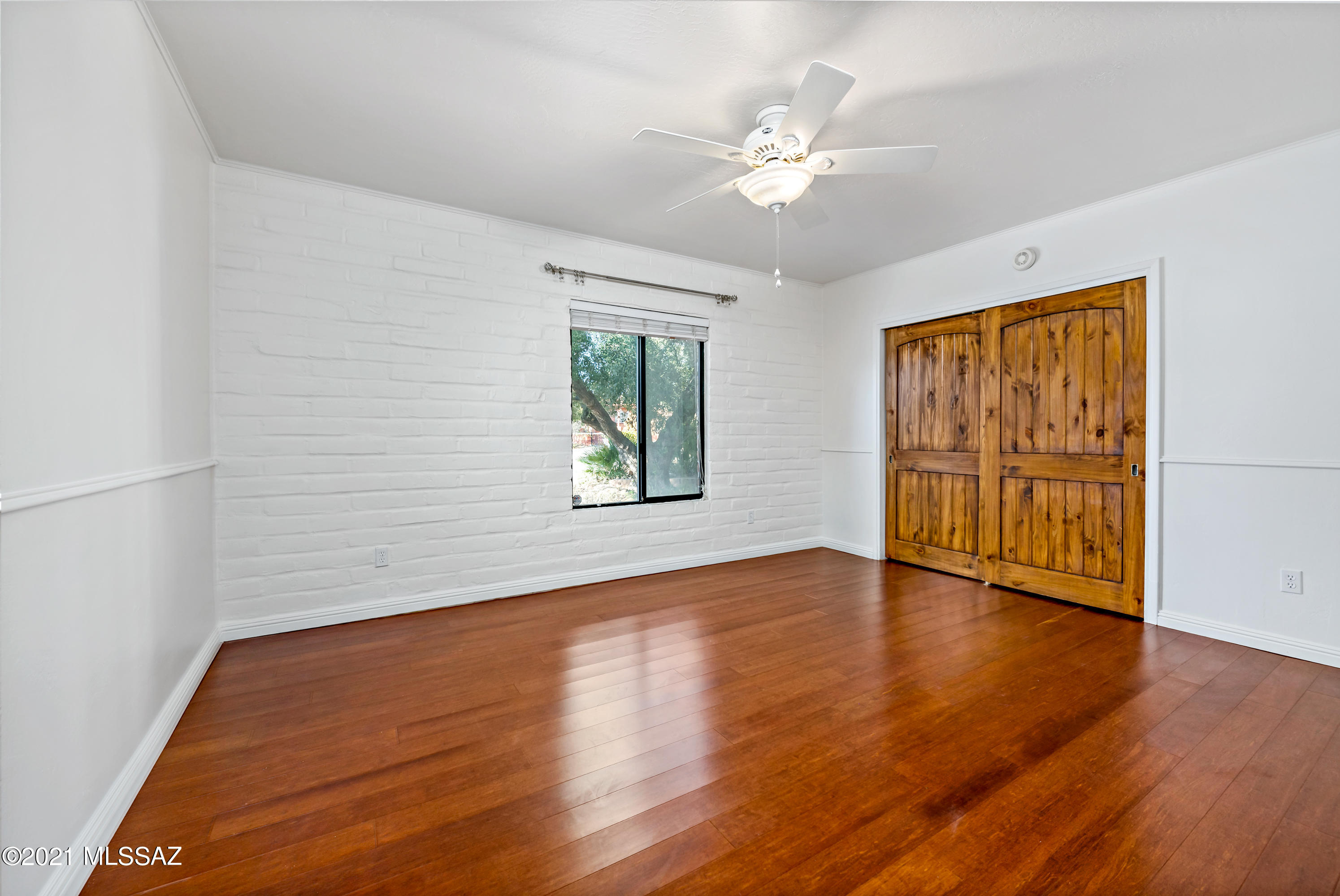 El Conquistador Estates - Residential Lease