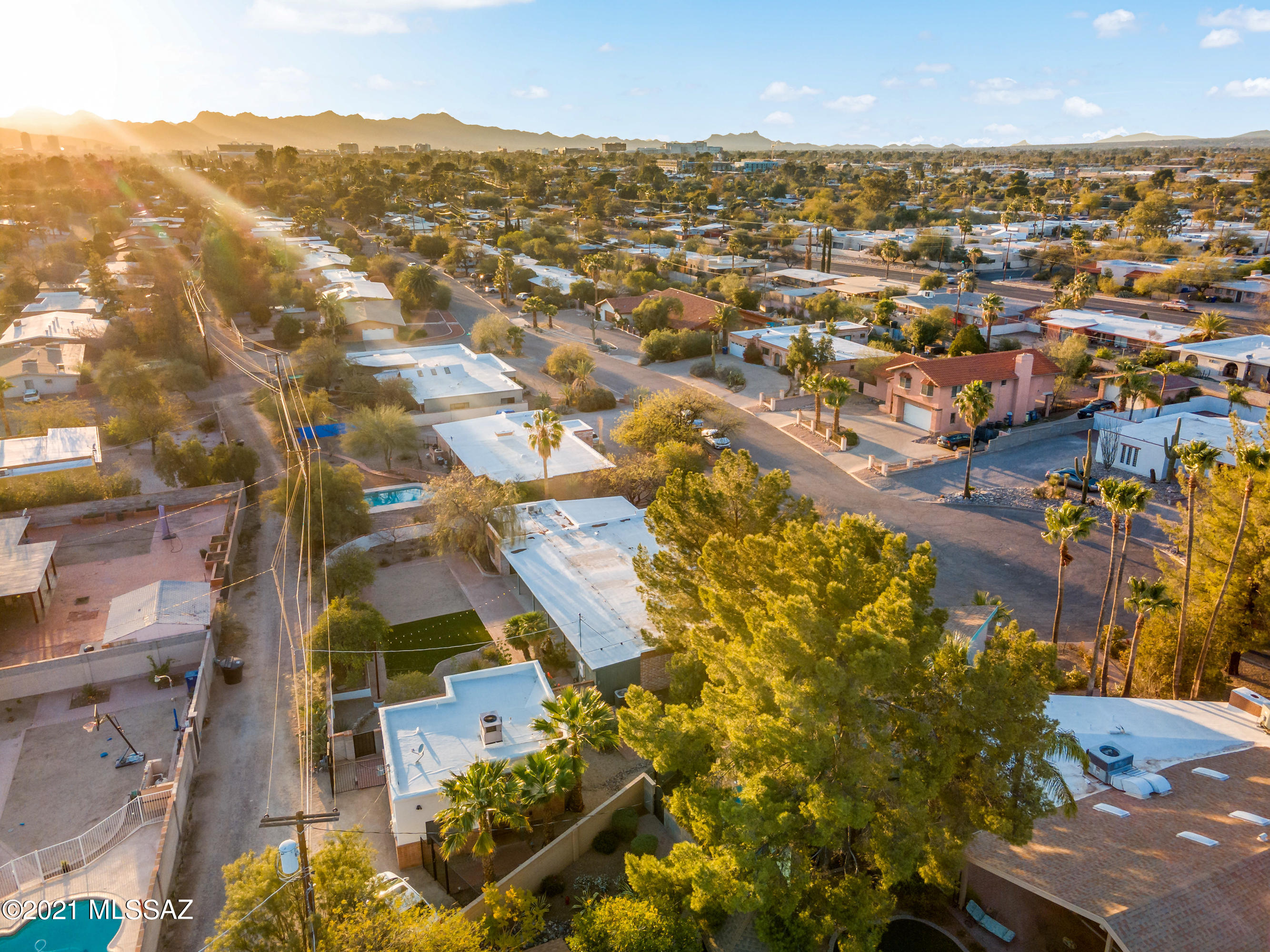 El Conquistador Estates - Residential Lease