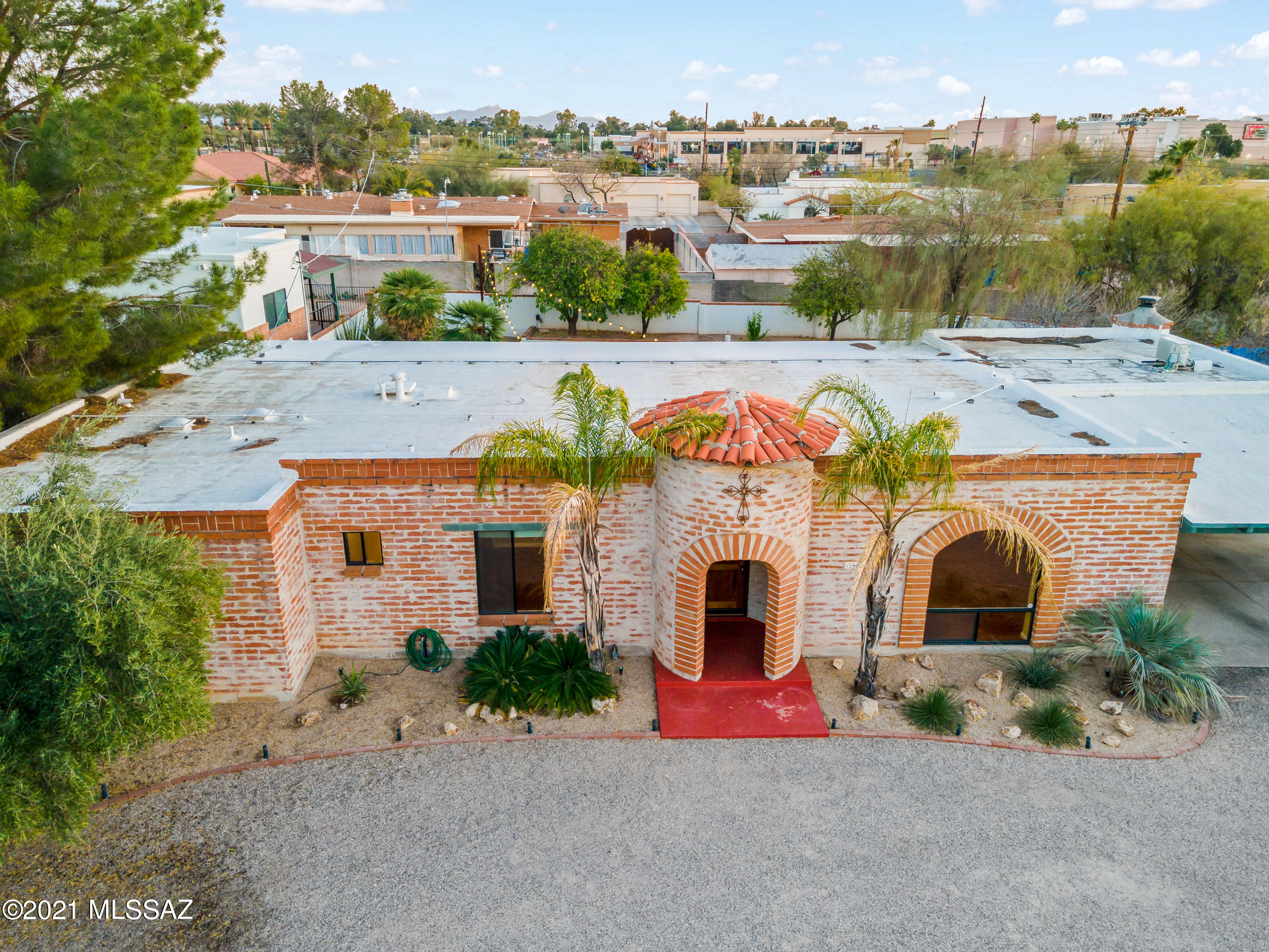 El Conquistador Estates - Residential Lease