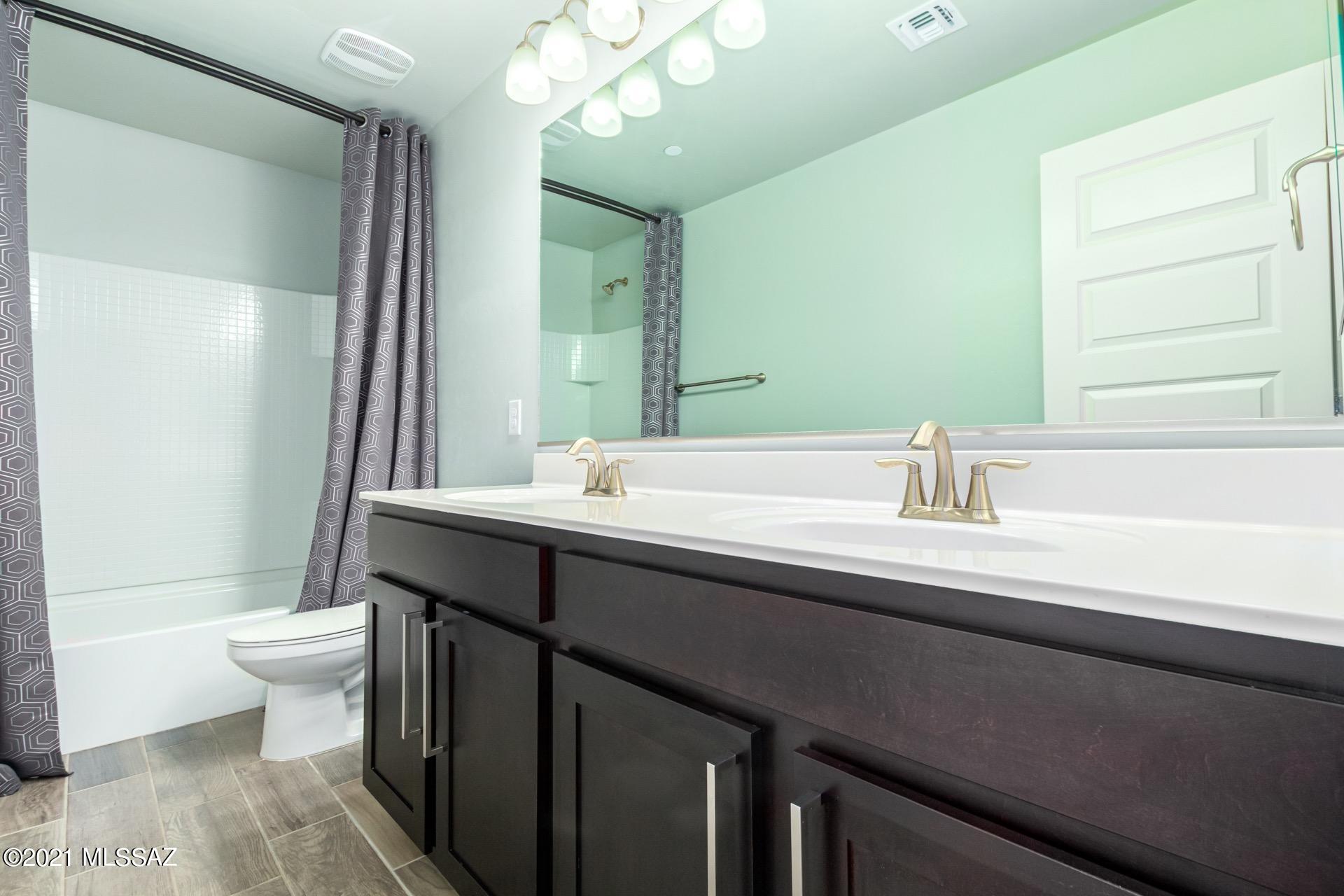 New Tucson Unit NO. 5 (1-312) - Residential