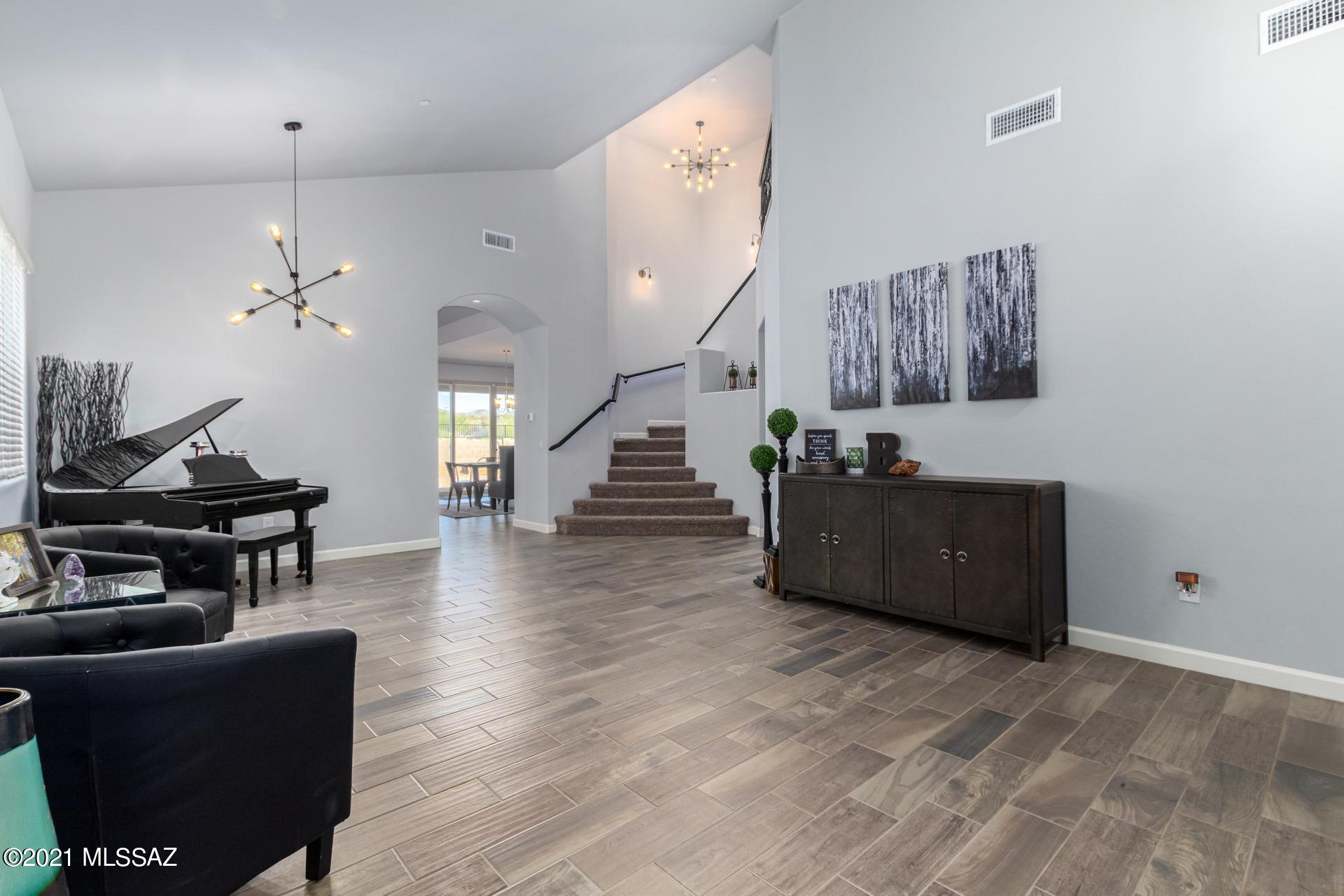 New Tucson Unit NO. 5 (1-312) - Residential