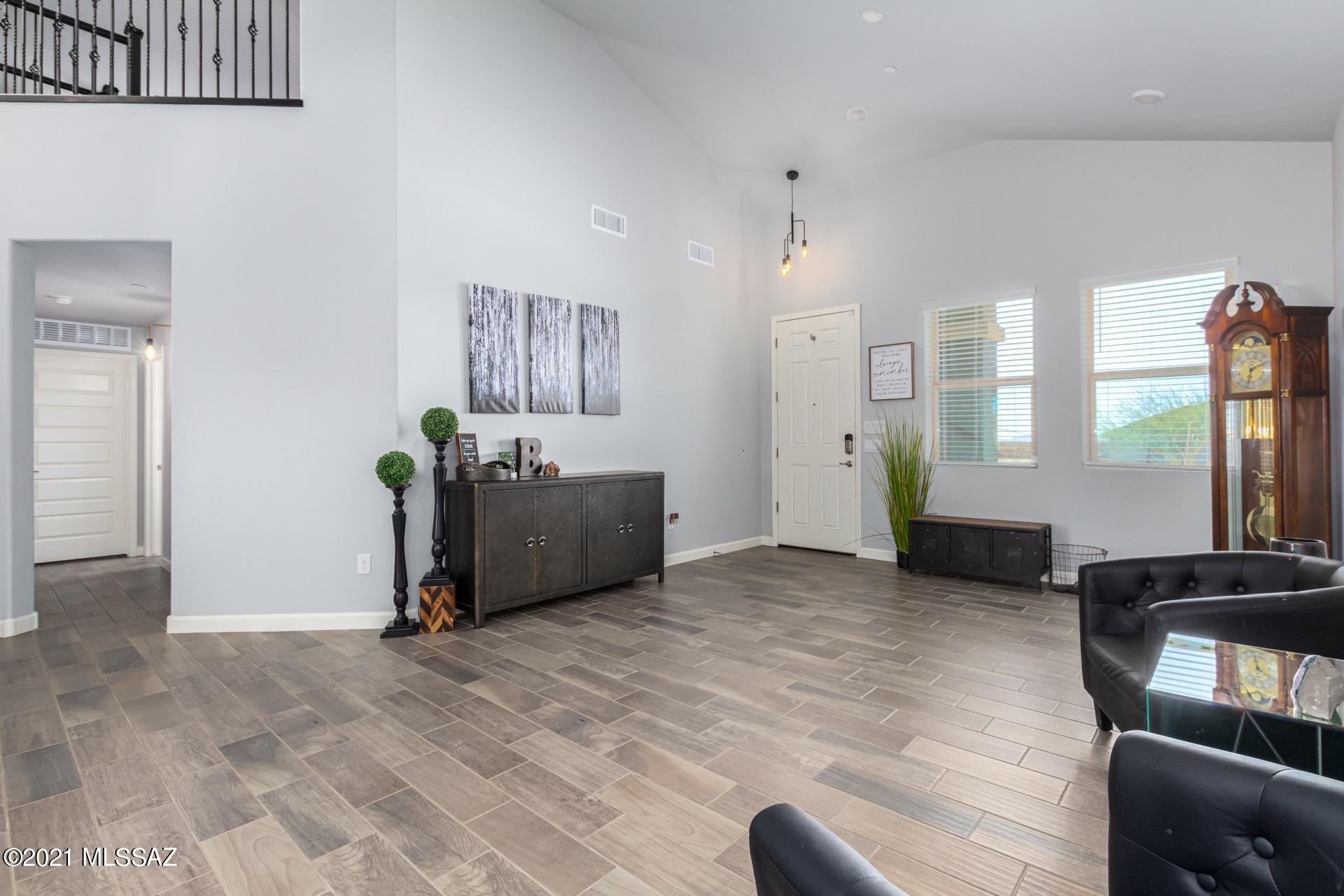 New Tucson Unit NO. 5 (1-312) - Residential