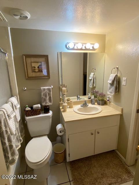 Las Colinas Condominiums - Residential