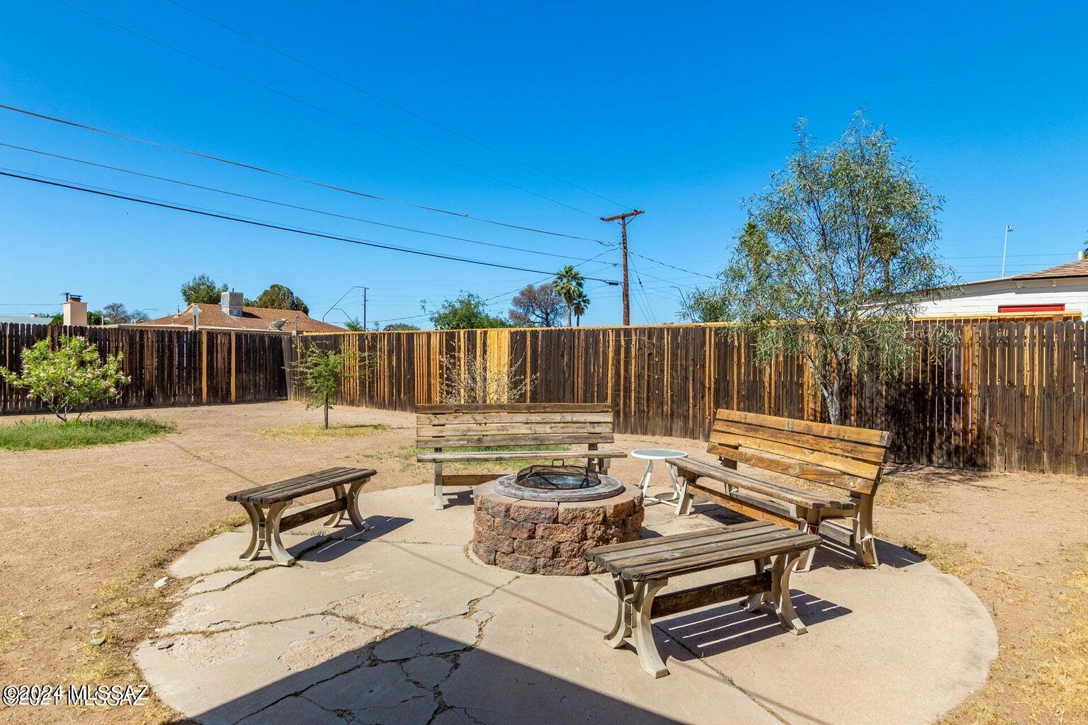 Del Monte Village - Residential Lease