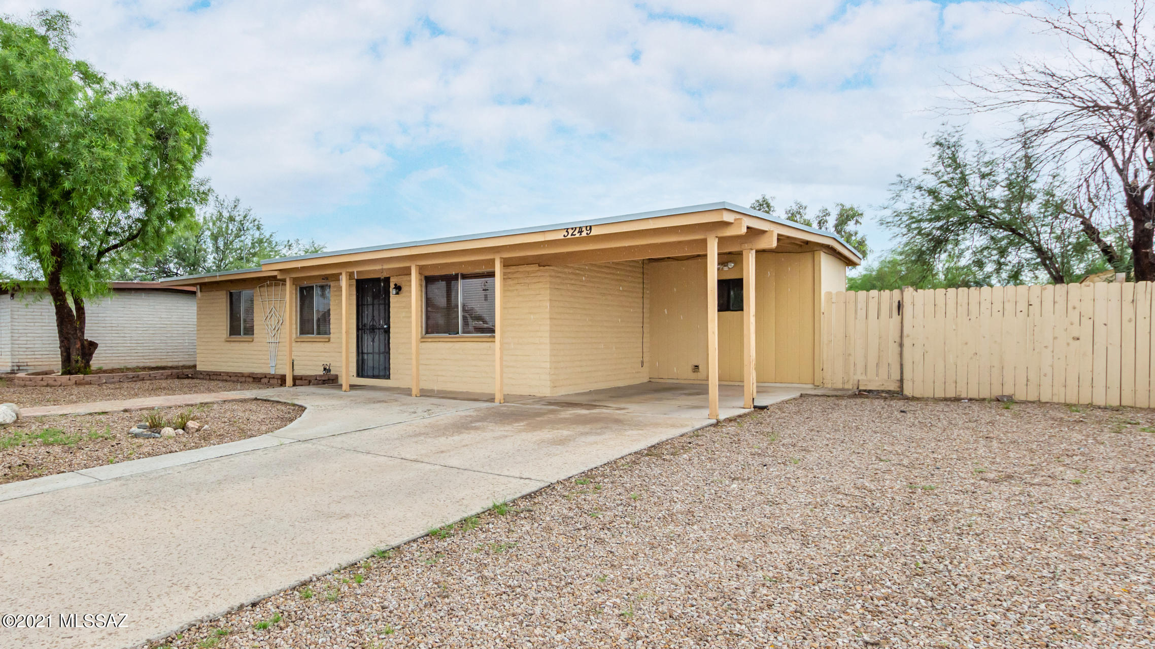Casas Adobes Park (277-415) - Residential