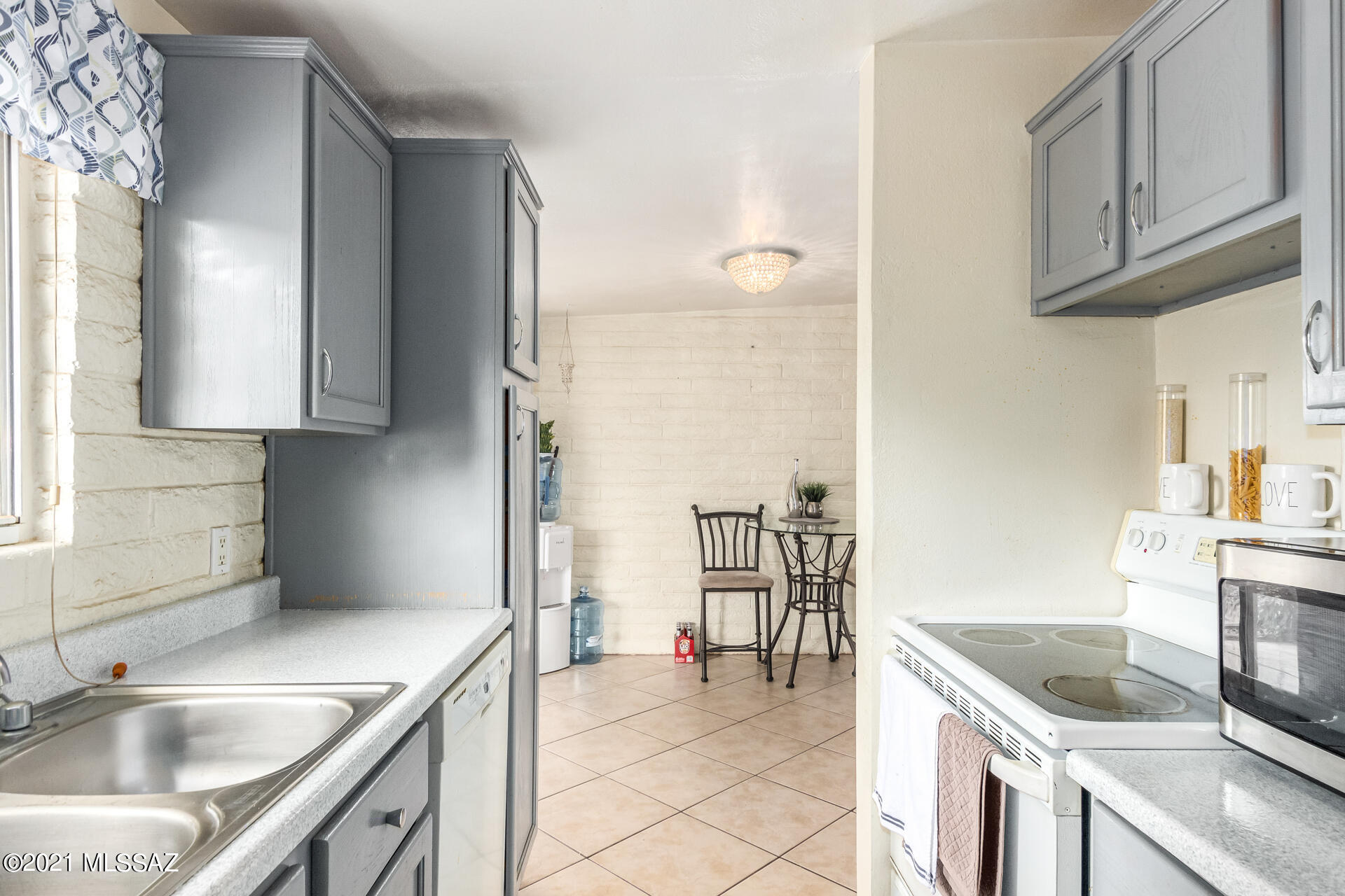 Casas Adobes Park (277-415) - Residential