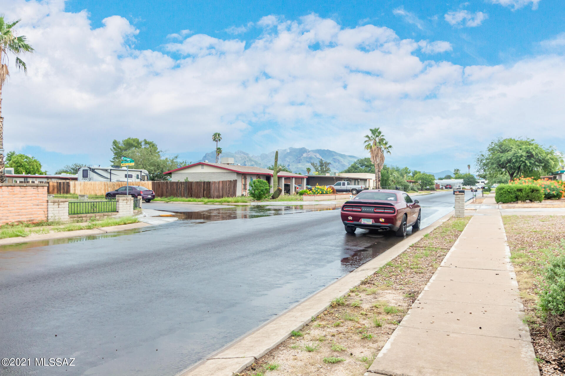 Casas Adobes Park (277-415) - Residential