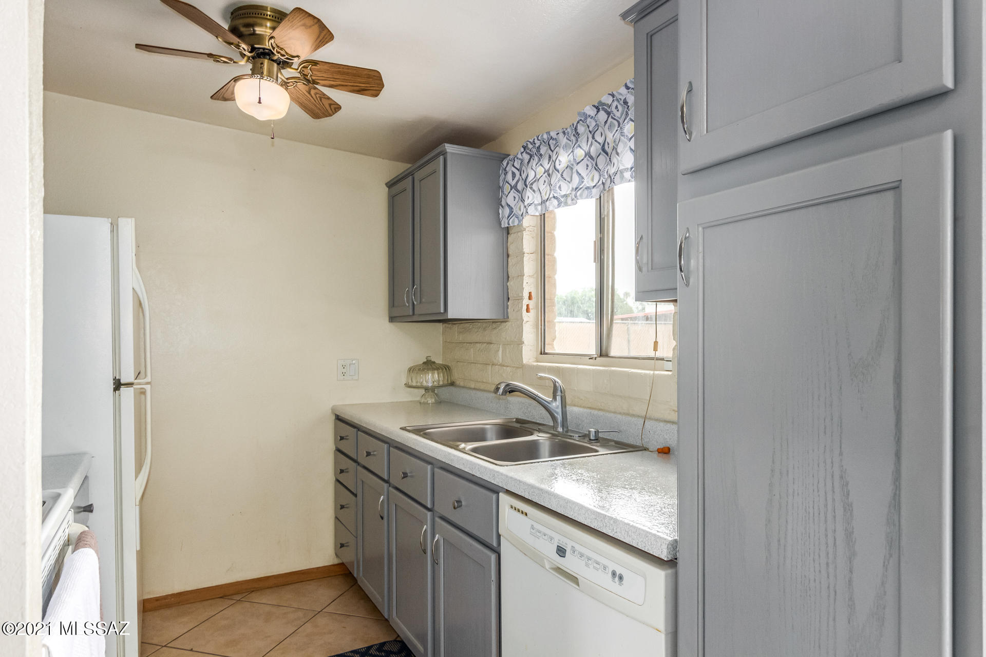 Casas Adobes Park (277-415) - Residential