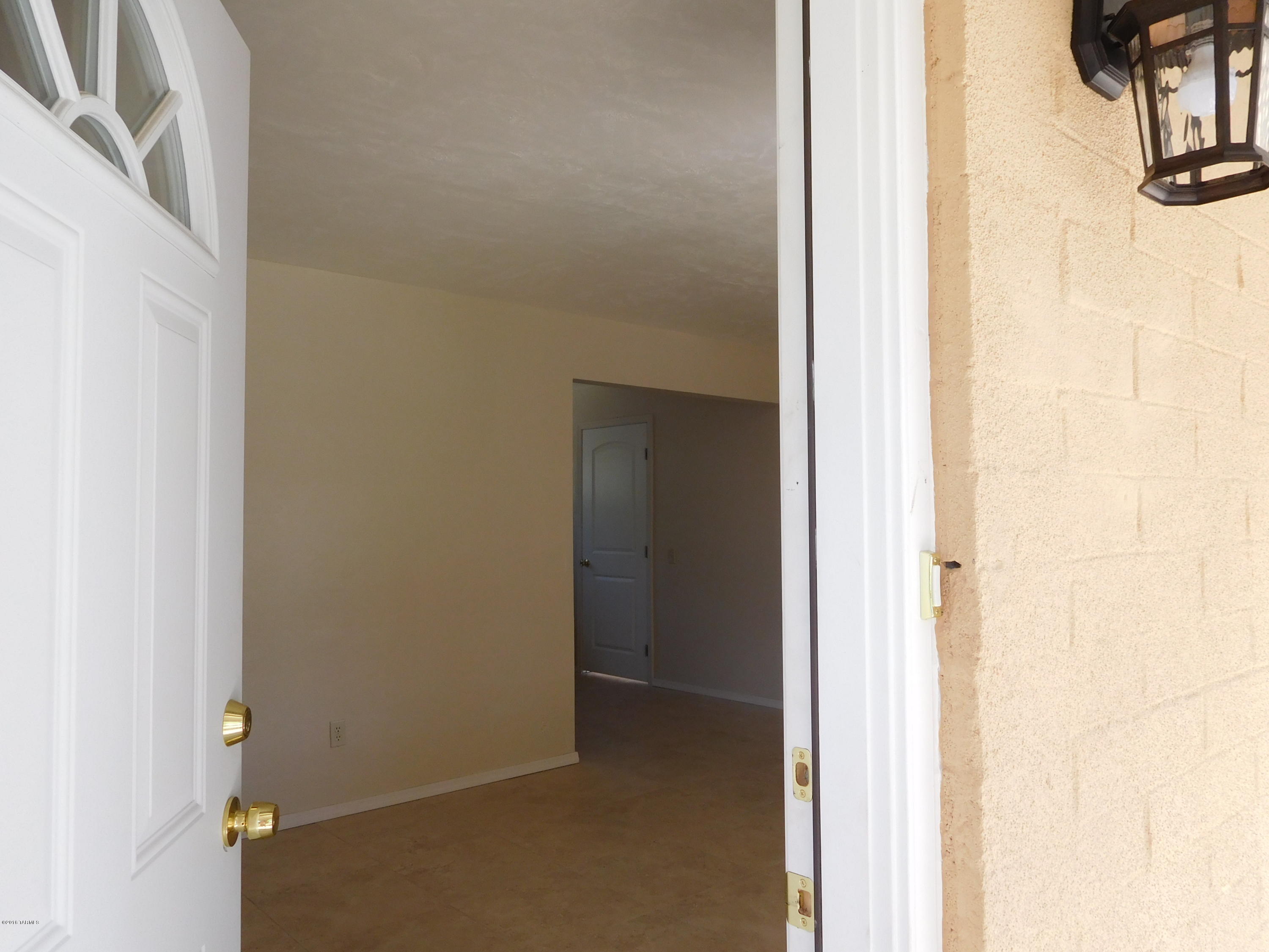 Mission Manor - Residential