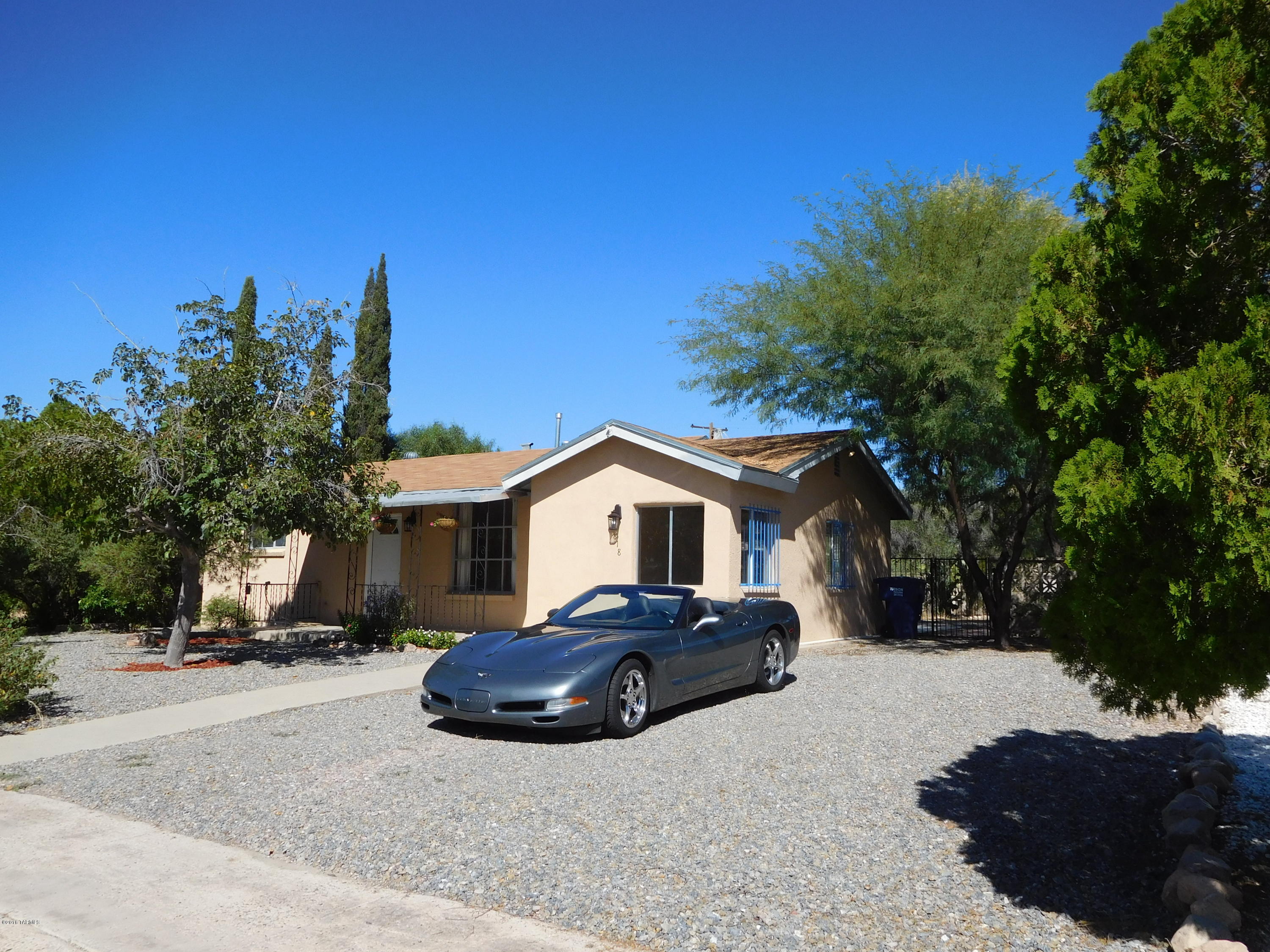 Mission Manor - Residential
