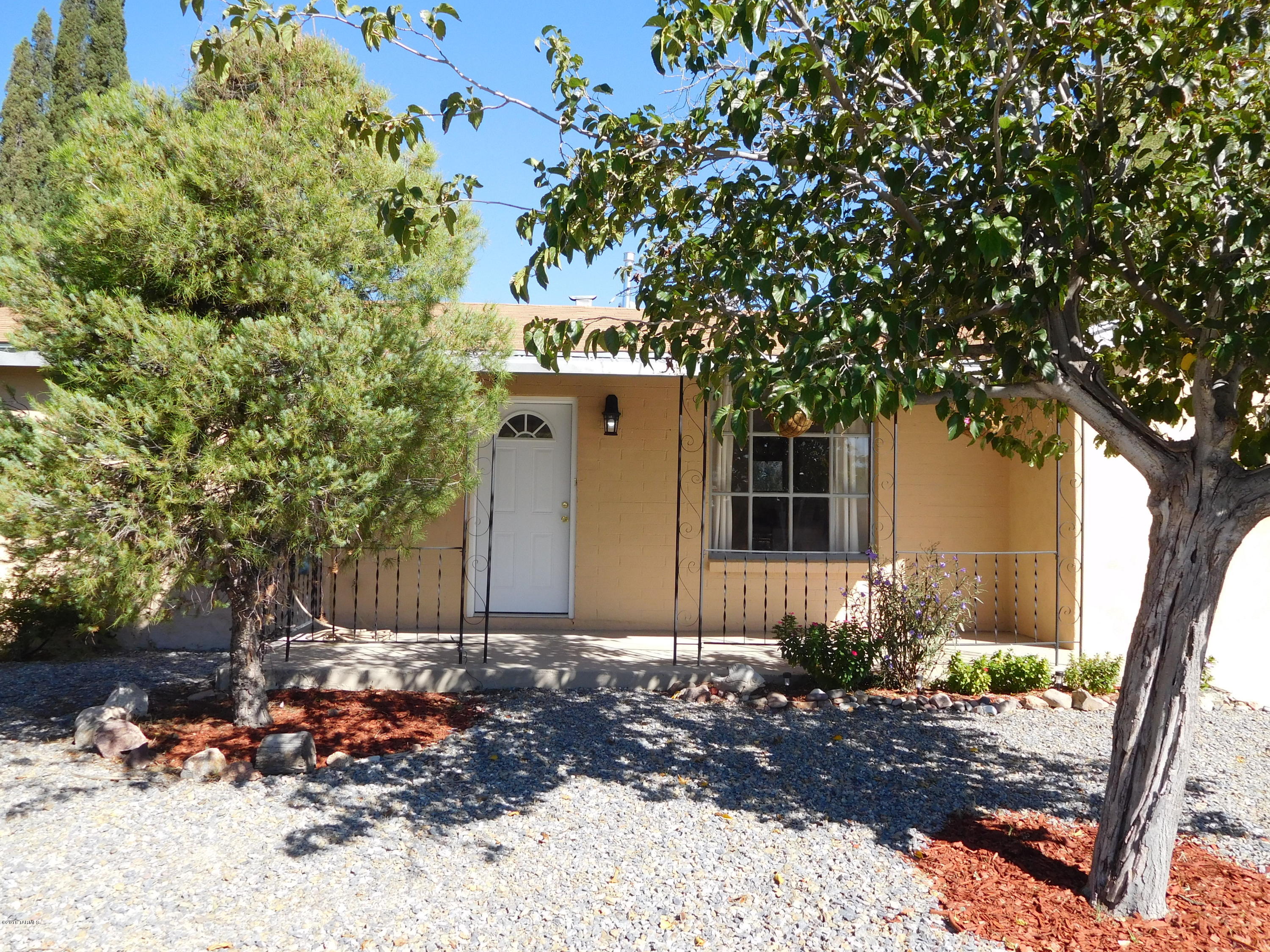Mission Manor - Residential