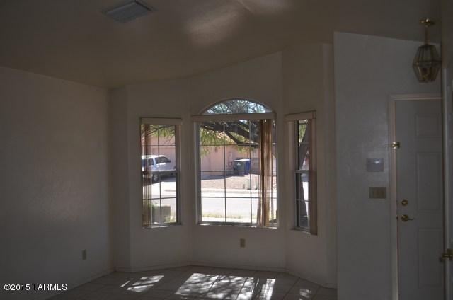 Sonrisa (1-121) - Residential Lease