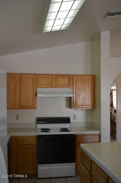 Sonrisa (1-121) - Residential Lease