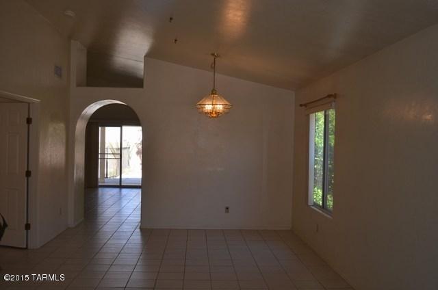 Sonrisa (1-121) - Residential Lease