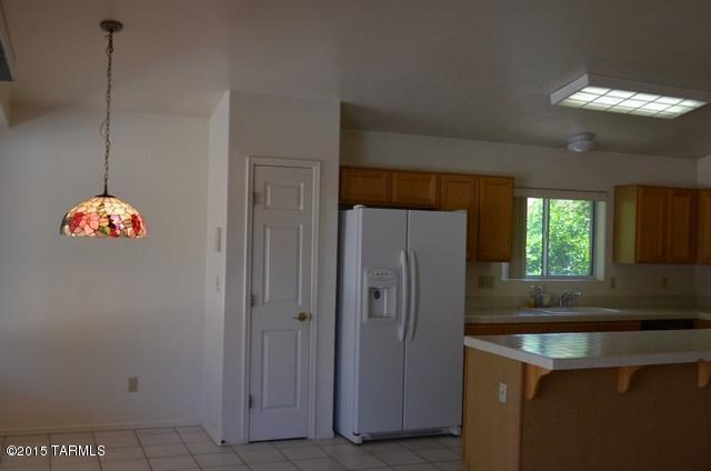 Sonrisa (1-121) - Residential Lease