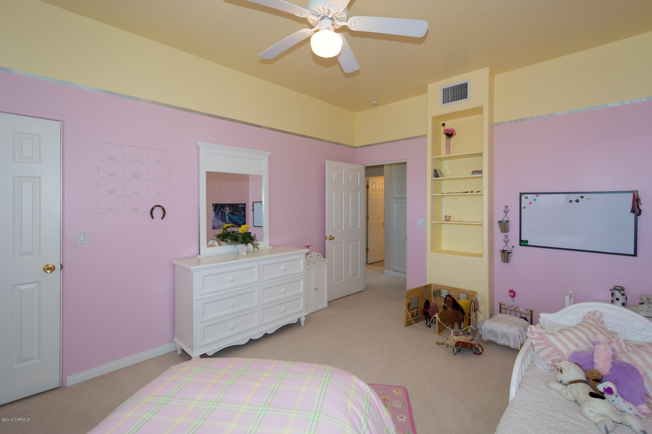 Canada Hills Est Phase ll (42-130) - Residential