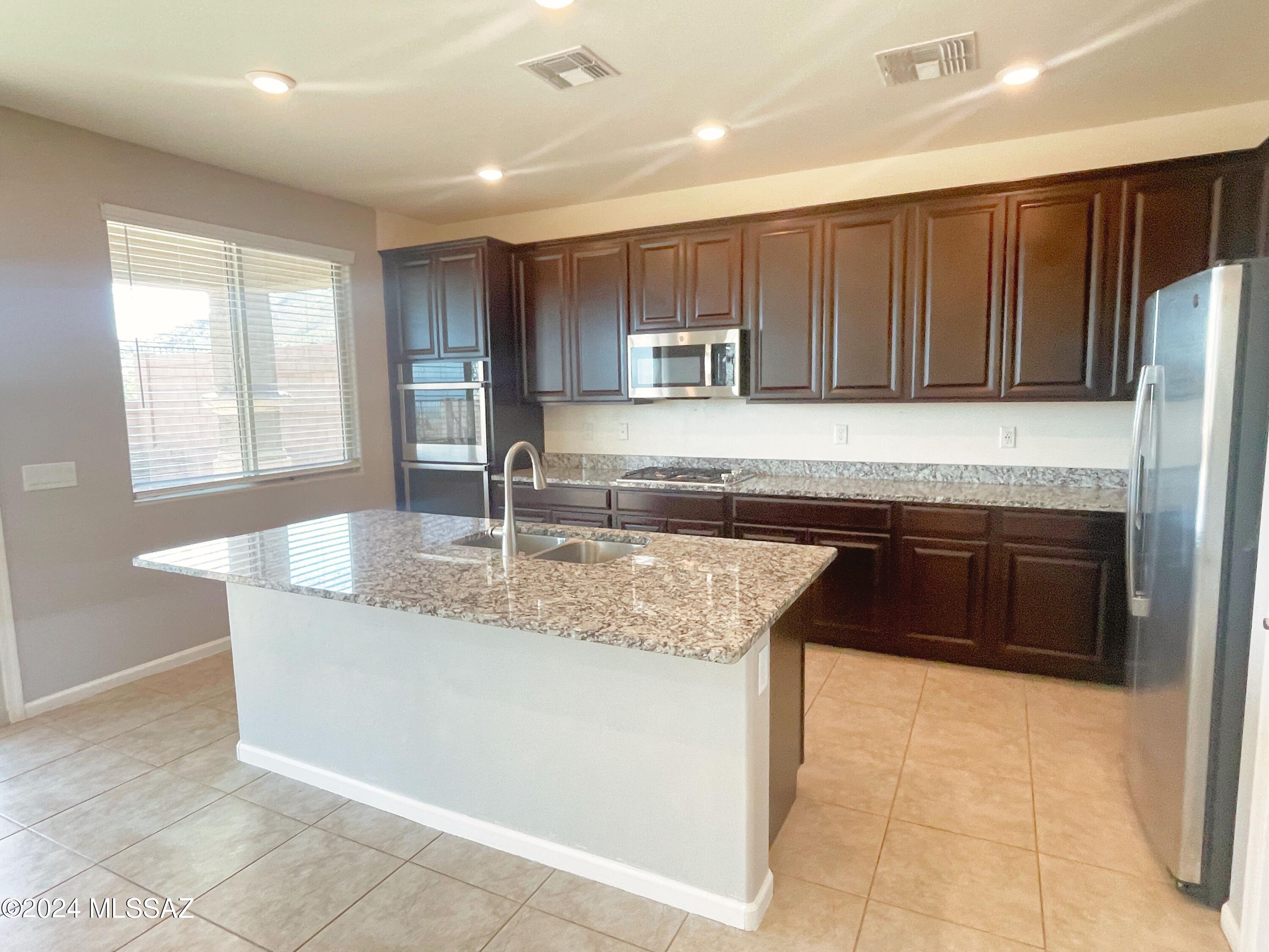 Santa Rita Ranch III SQ20141350560 - Residential Lease