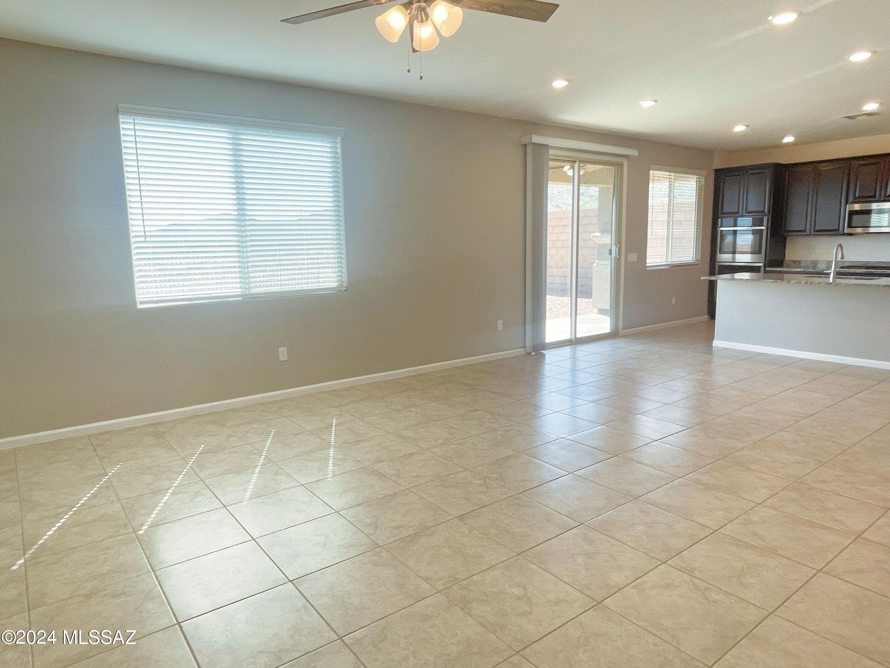 Santa Rita Ranch III SQ20141350560 - Residential Lease